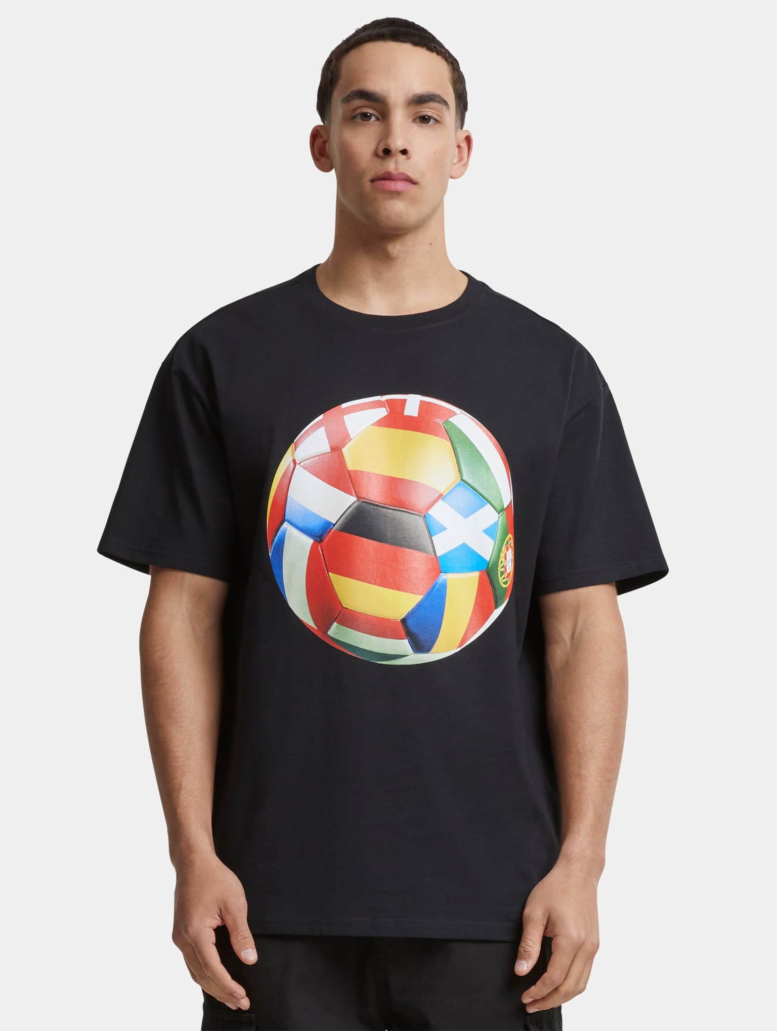 Mister Tee Upscale Football's Coming Home Europe Tour Oversize – Bild 3