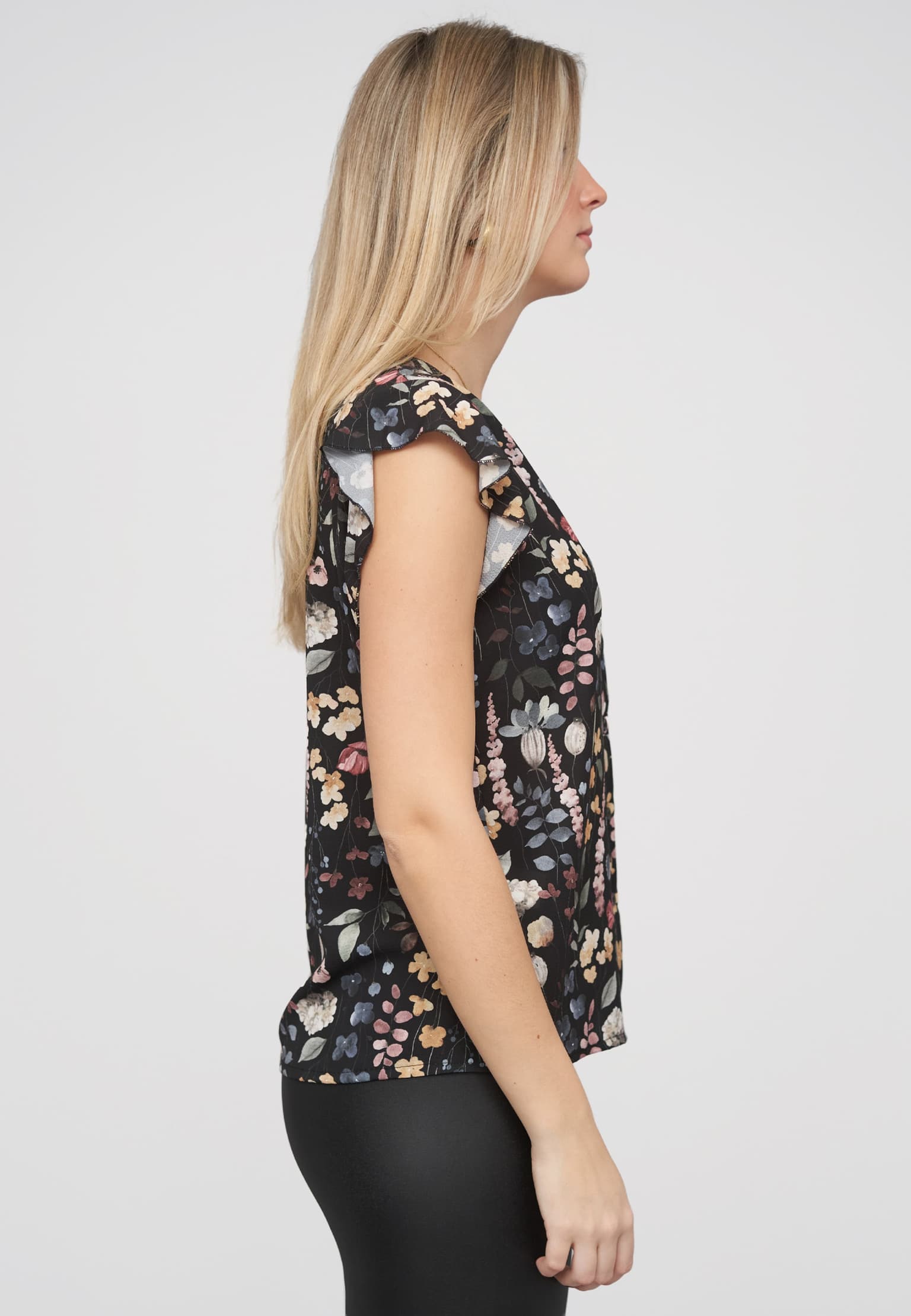 Cloud5ive Blouse with buttons and floral print – Bild 4