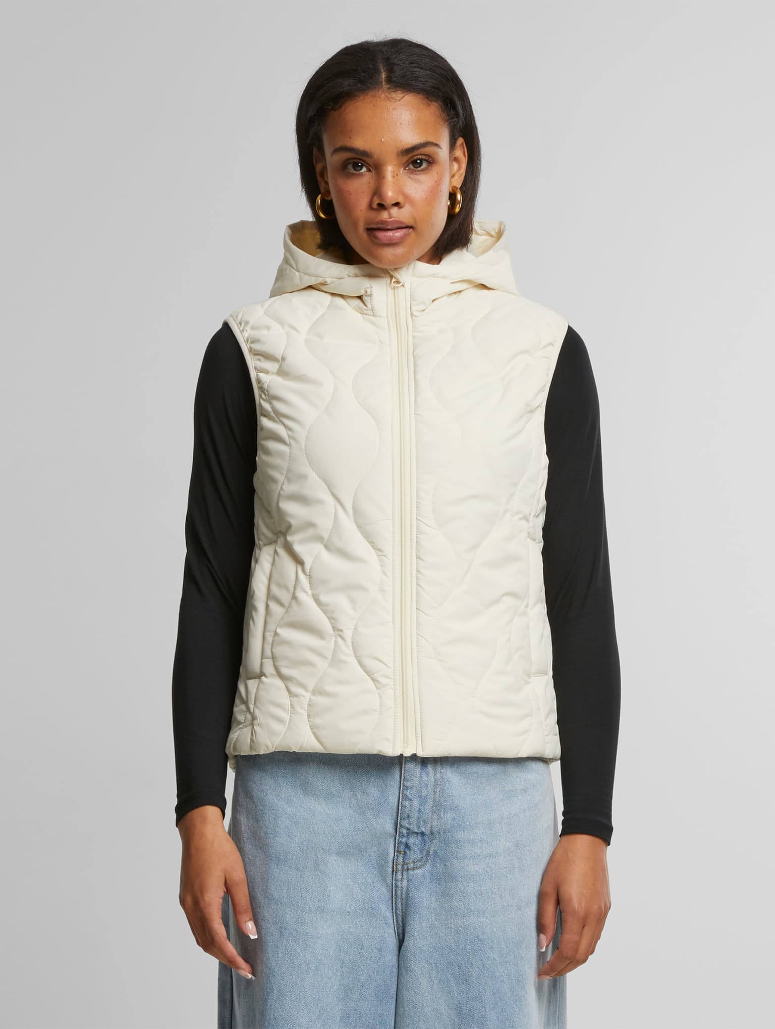 Urban Classics Ladies Super Light Puffer Vest – Bild 4