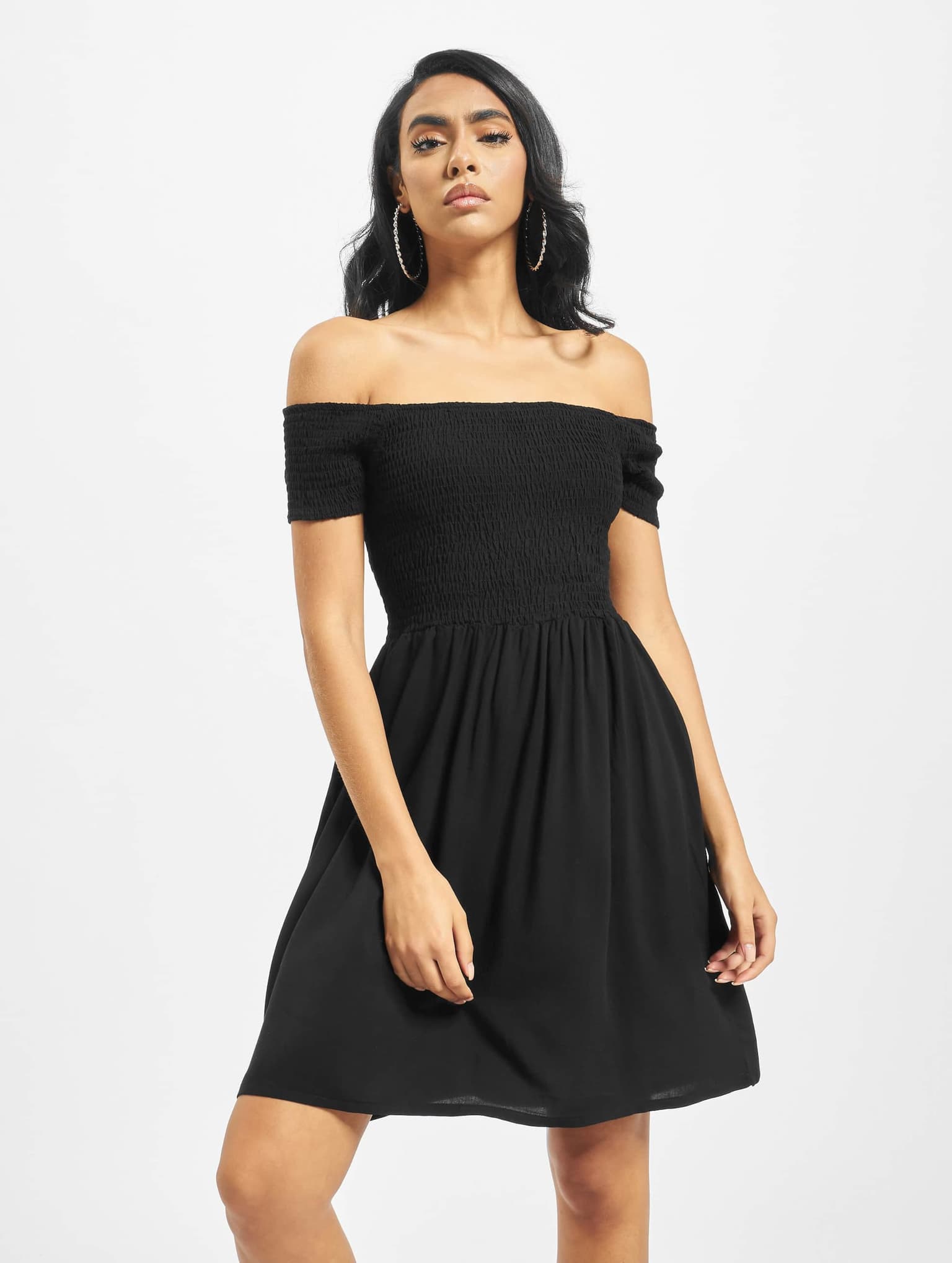 Urban Classics Ladies Smoked Off Shoulder Dress – Bild 3