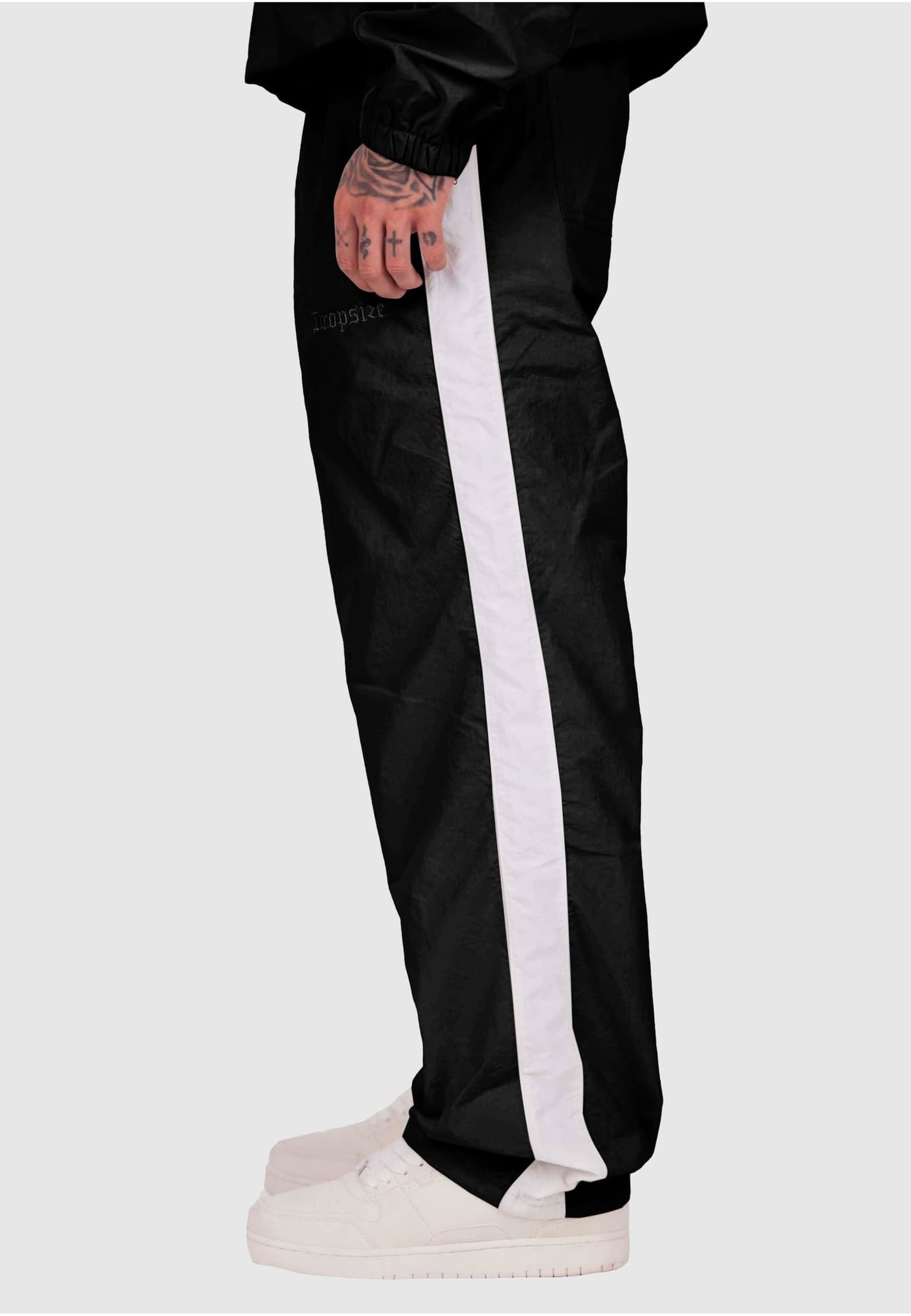 Dropsize SIDE STRIPE TRACK PANTS – Bild 3