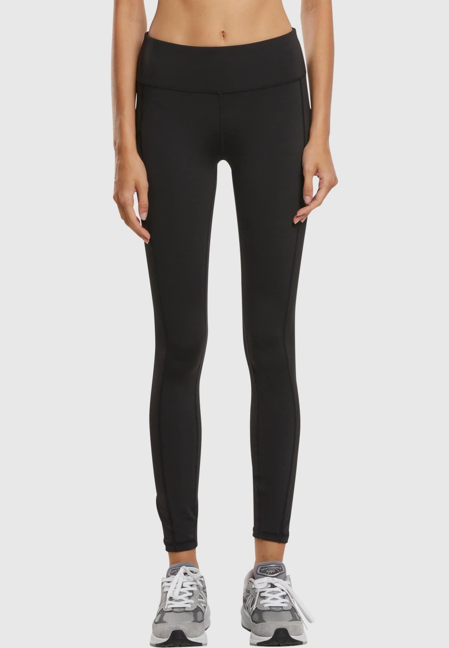 Urban Classics Ladies Essentials Pocket Leggings – Bild 3