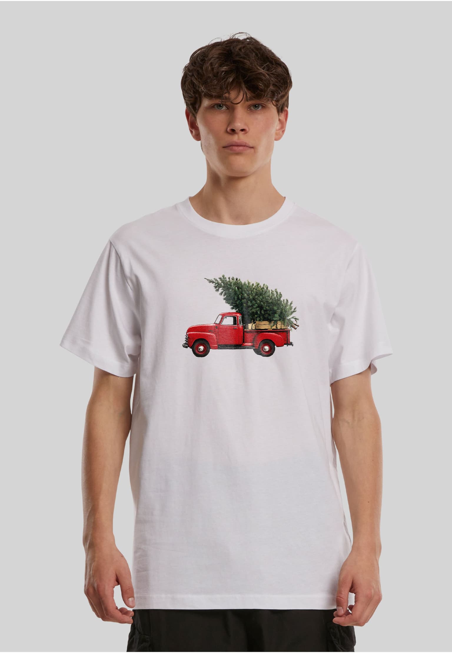 Mister Tee Christmas Tree Pickup