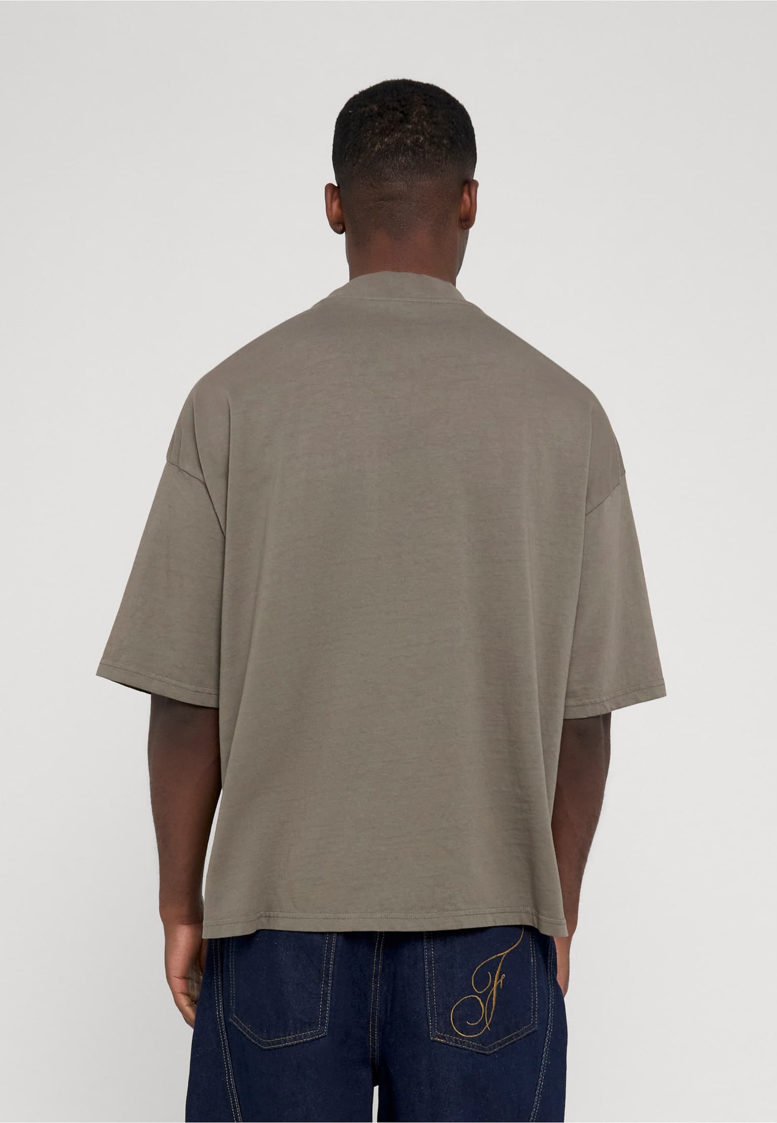 Favela Big Old F Fabric Patch T-Shirt – Bild 2