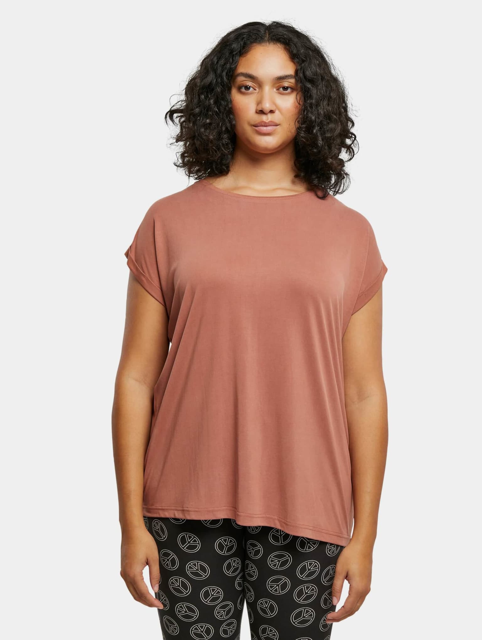 Urban Classics Ladies Modal Extended Shoulder Tee – Bild 3