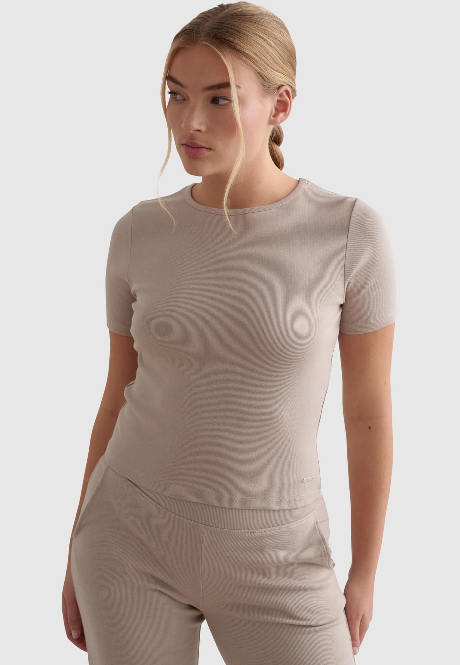 AIMN Ease Ribbed Short Sleeve