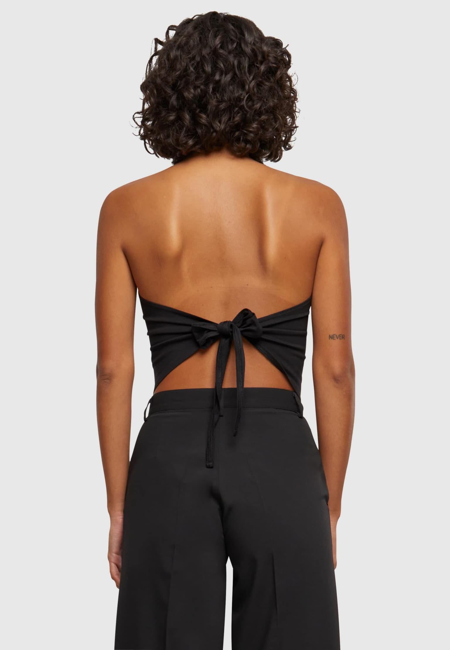 Urban Classics Ladies Knotted Bandeau Top – Bild 2