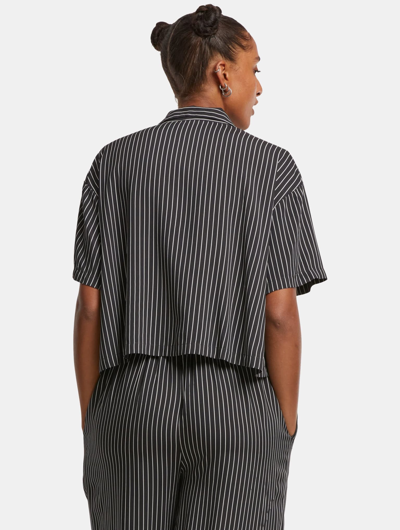 Urban Classics Ladies Viscose Resort Shirt – Bild 2