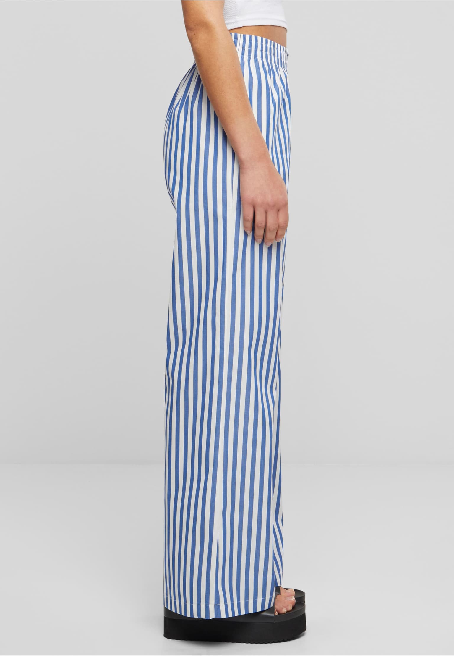 Urban Classics Ladies Striped Loose Pants – Bild 4