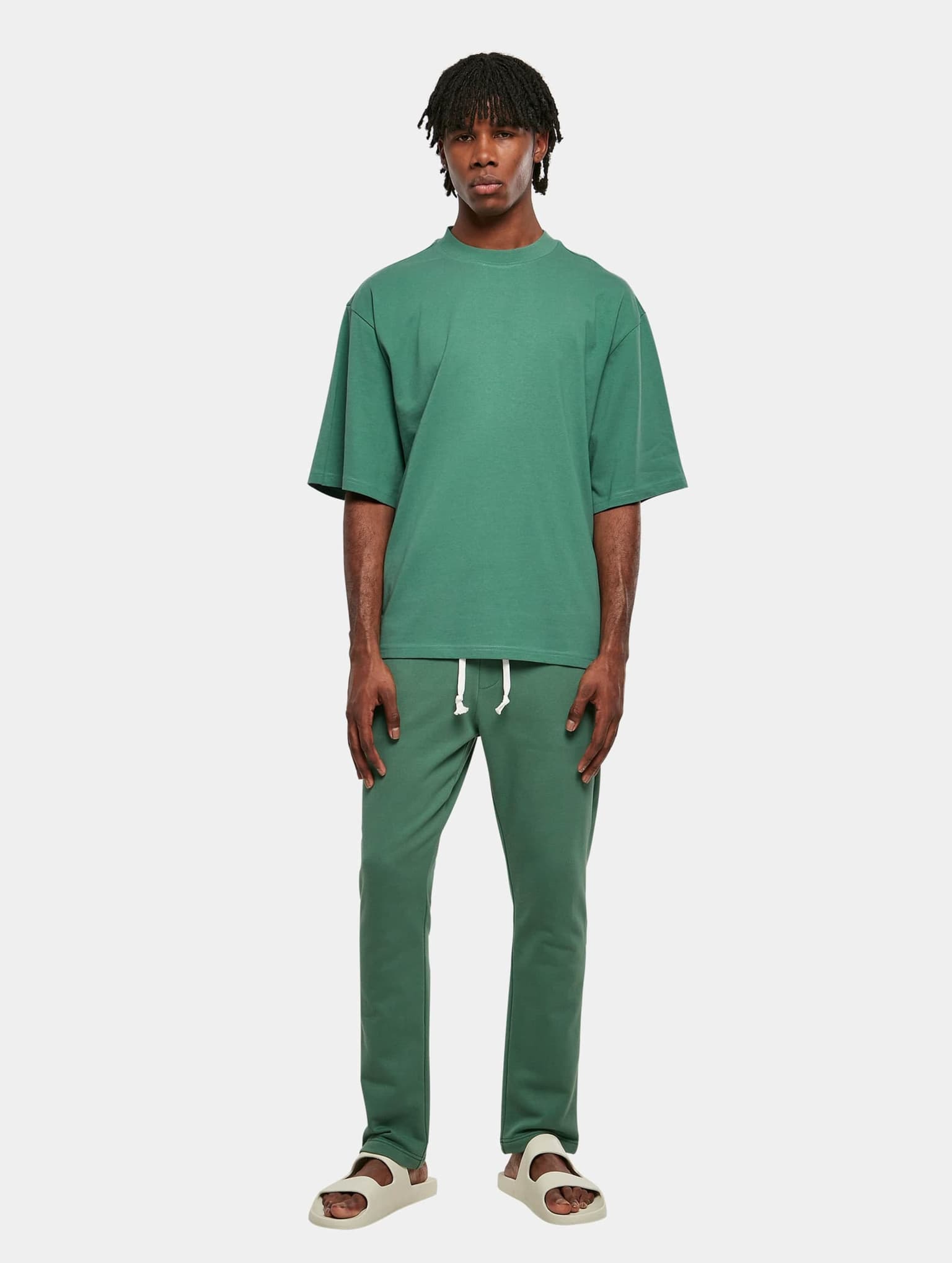 Urban Classics Essentials Oversized Sleeve Tee – Bild 4