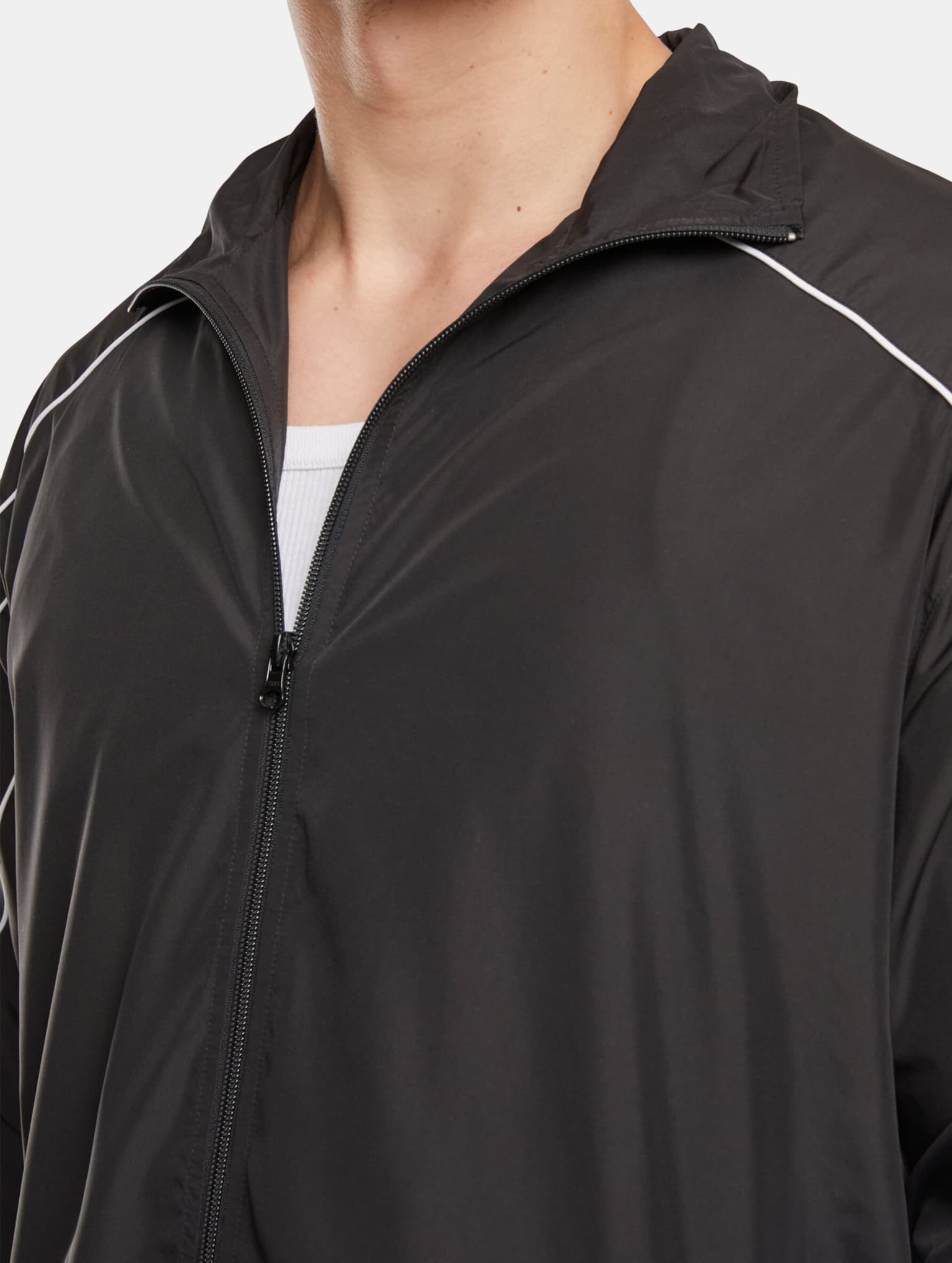 Urban Classics Piped Panel Trackjacket – Bild 4
