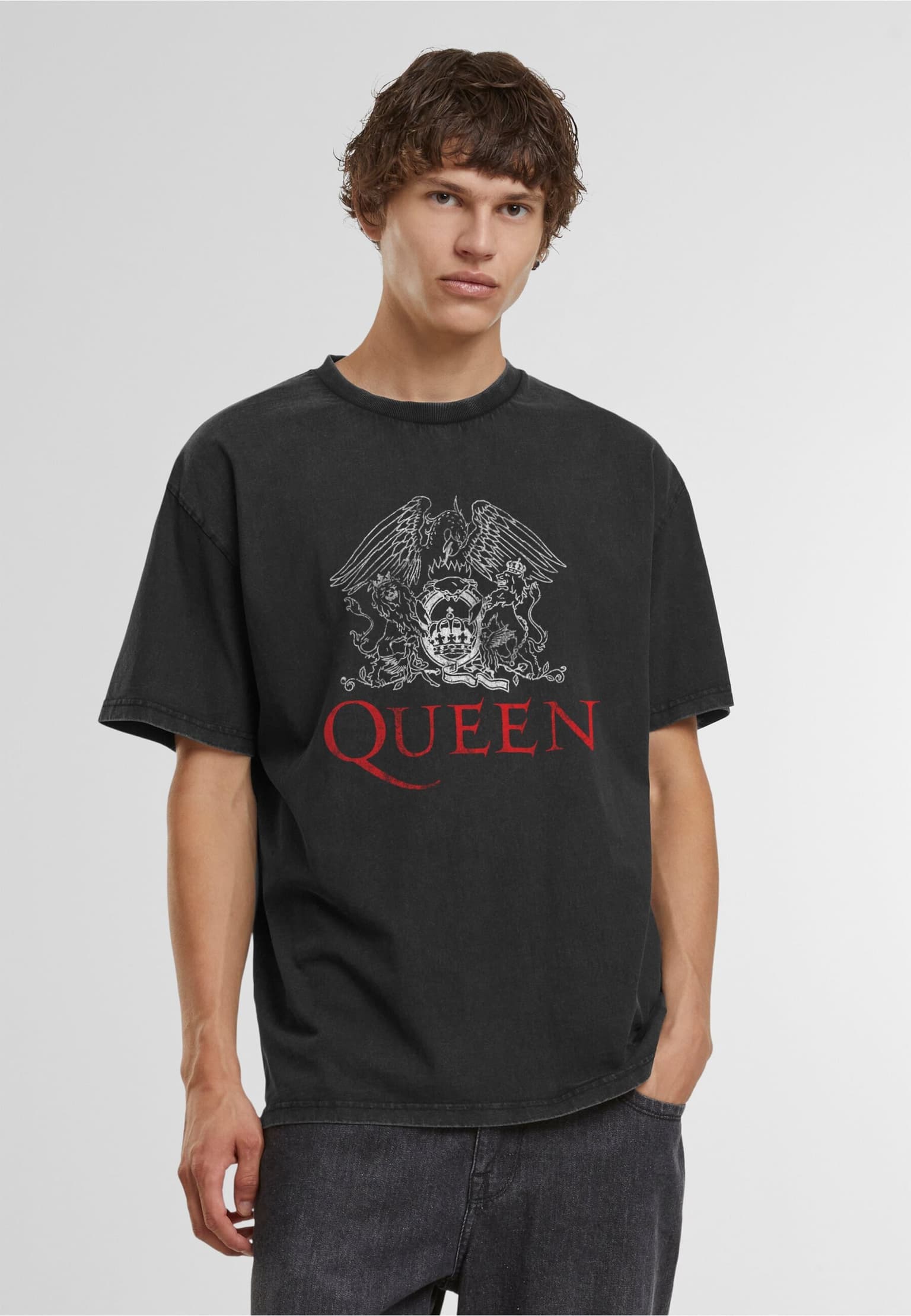 Merchcode Queen Logo Vintage Washed Loose Tee
