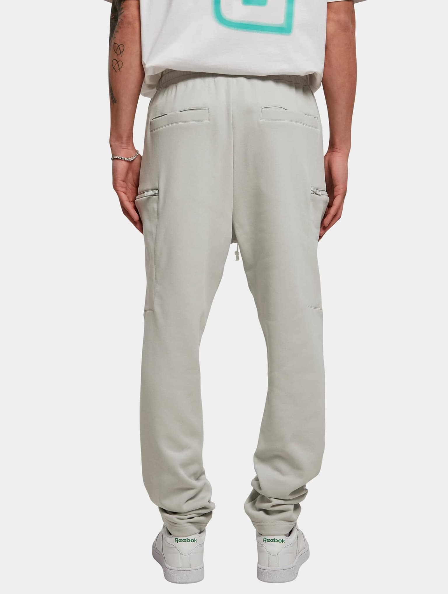 Urban Classics Low Crotch Cargo Sweatpants – Bild 2