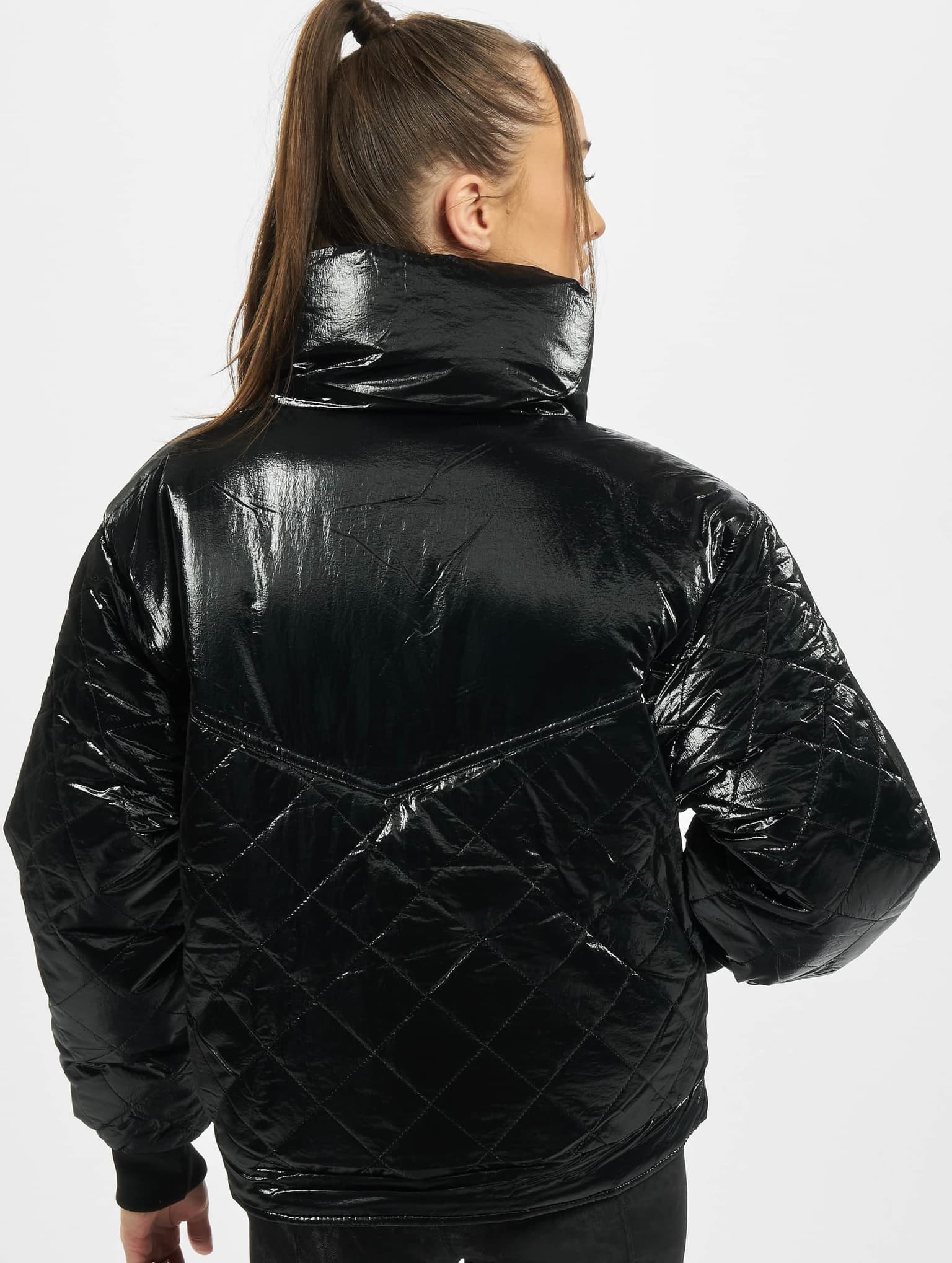 Urban Classics Ladies Vanish Oversized Diamond Quilt Jacket – Bild 2
