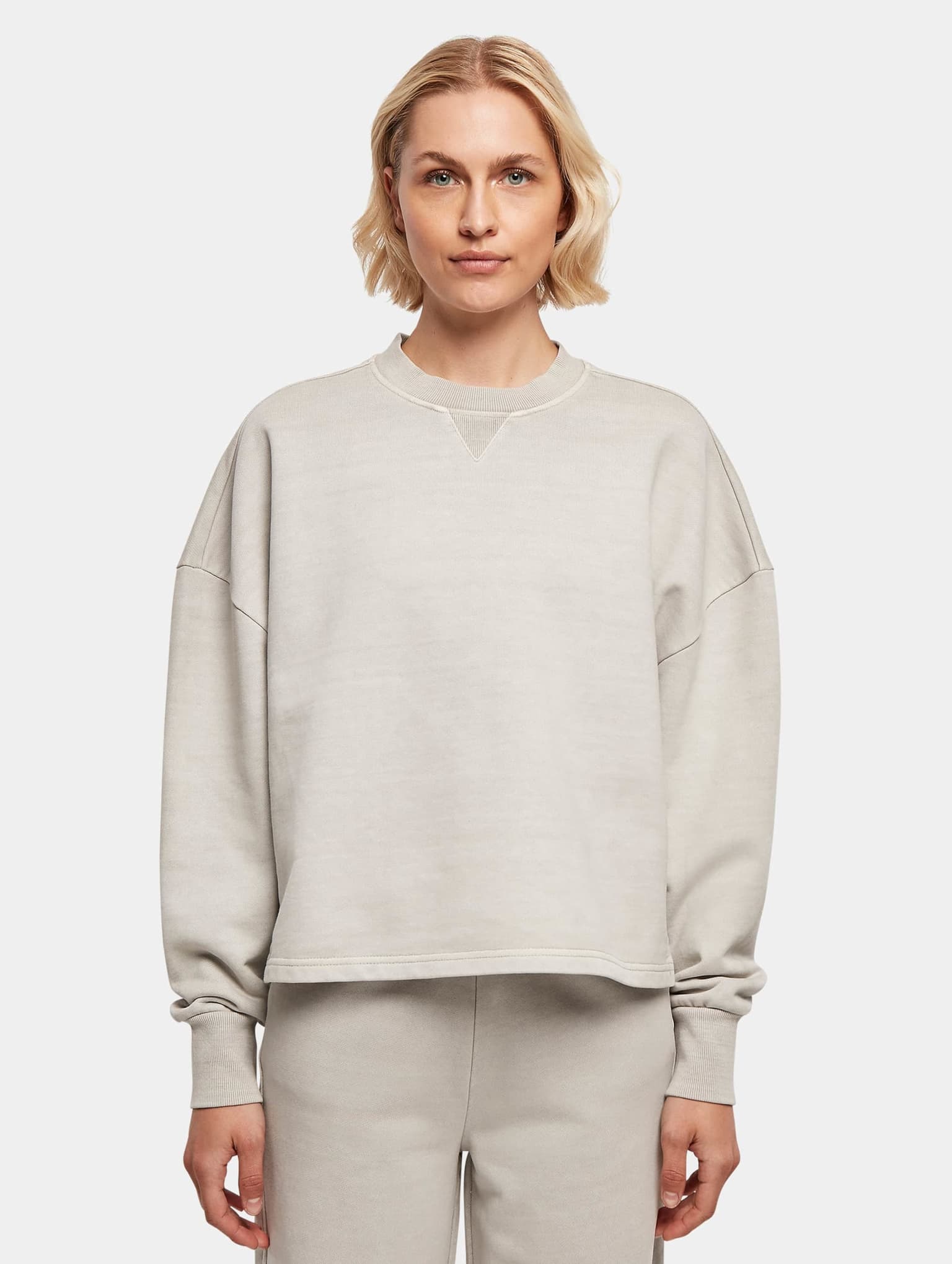 Urban Classics Ladies Heavy Terry Garment Dye Crewneck – Bild 3