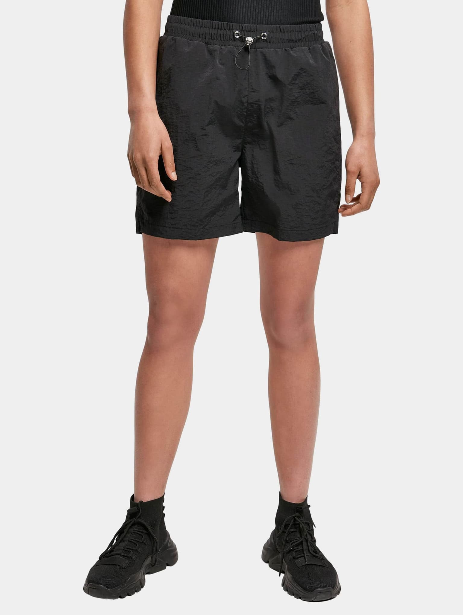 Urban Classics Ladies Crinkle Nylon Short – Bild 3