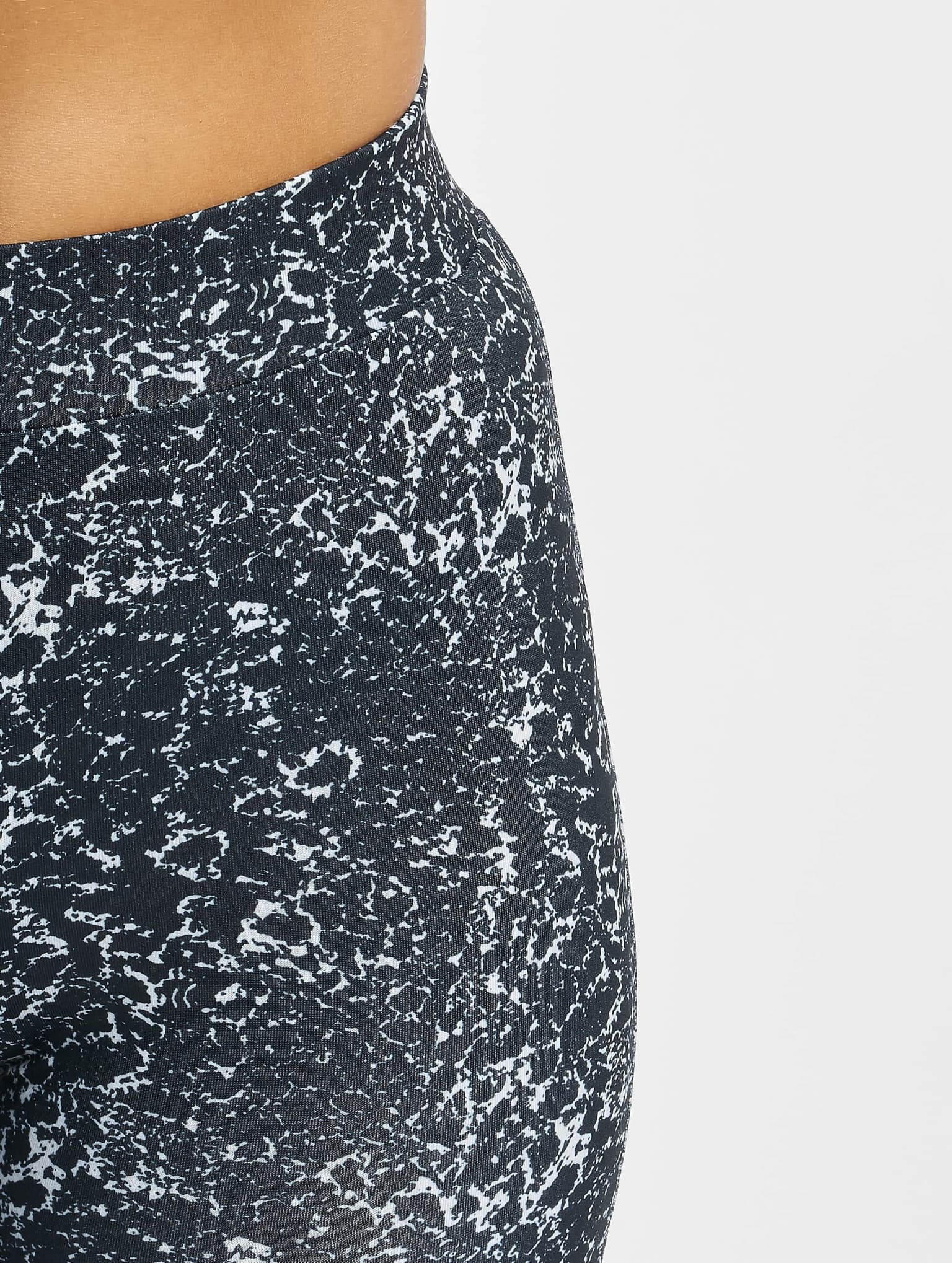 Urban Classics Ladies AOP Cycle Short – Bild 4