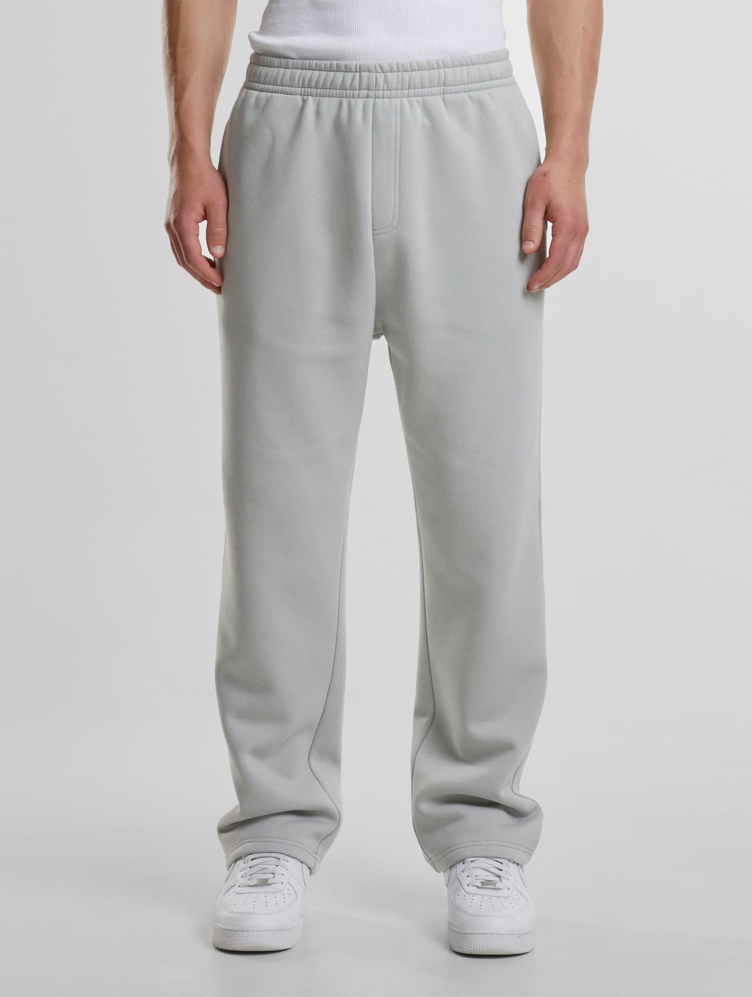 Urban Classics Fluffy Track Jogginghose – Bild 3