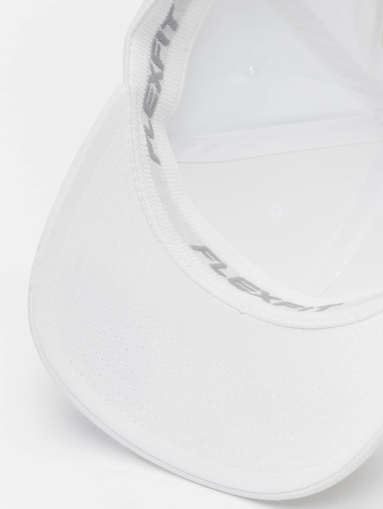 Flexfit Essentials Polyester Cap – Bild 3