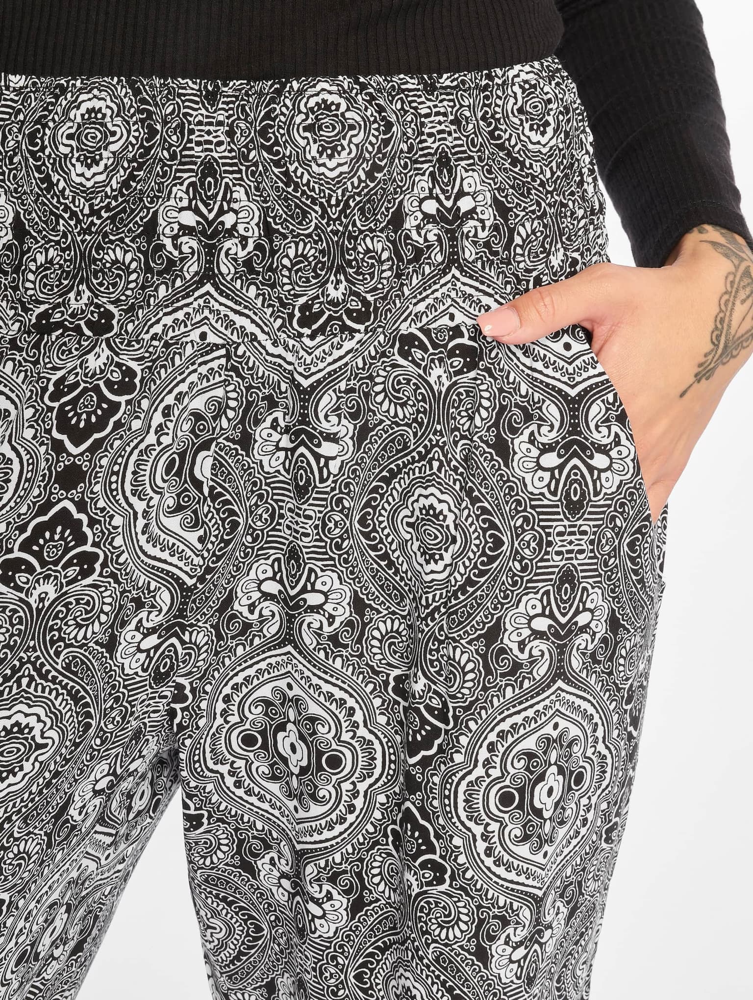 Urban Classics Ladies Sarong Pants – Bild 4