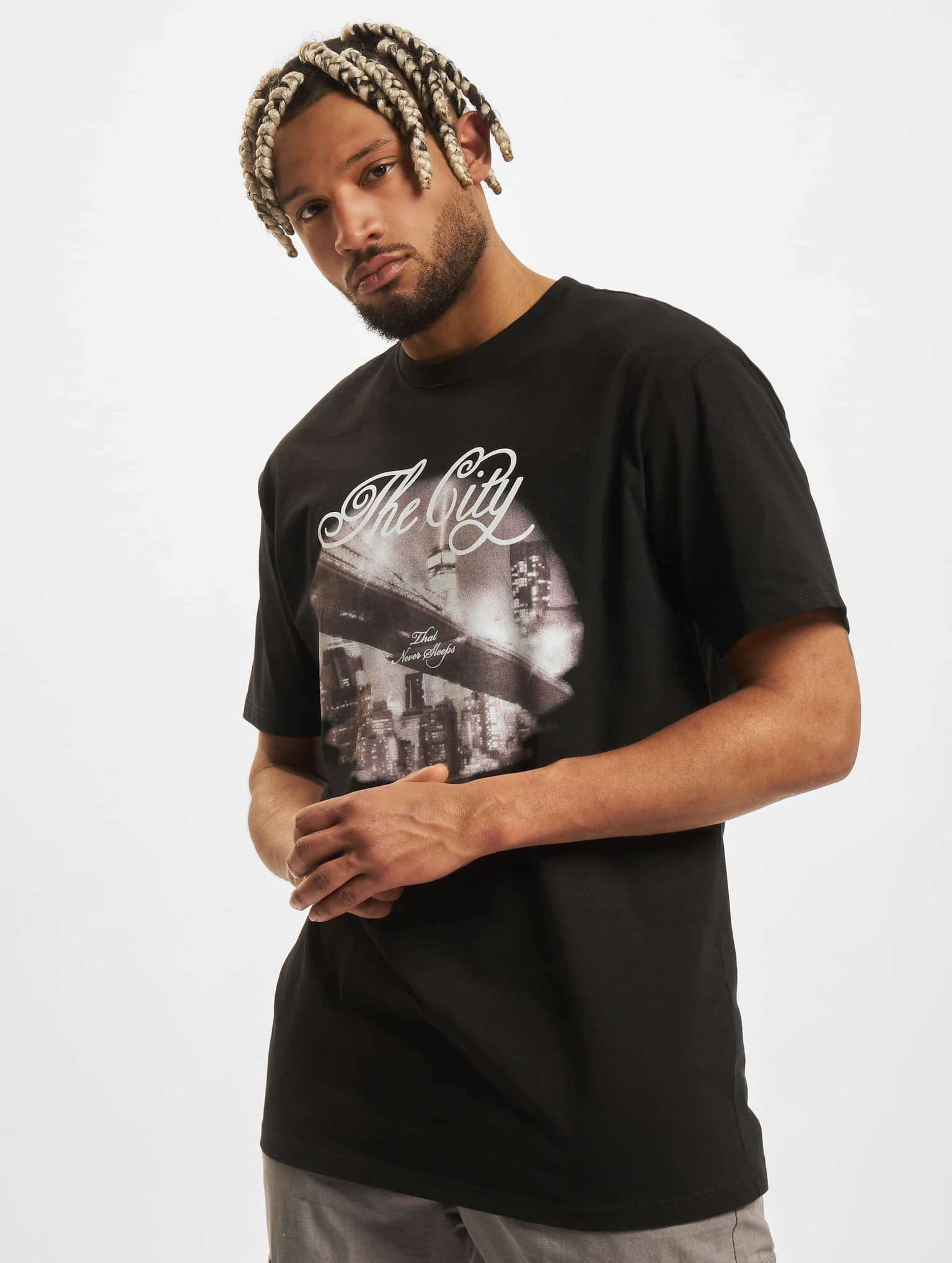 Mister Tee Upscale The City Oversize