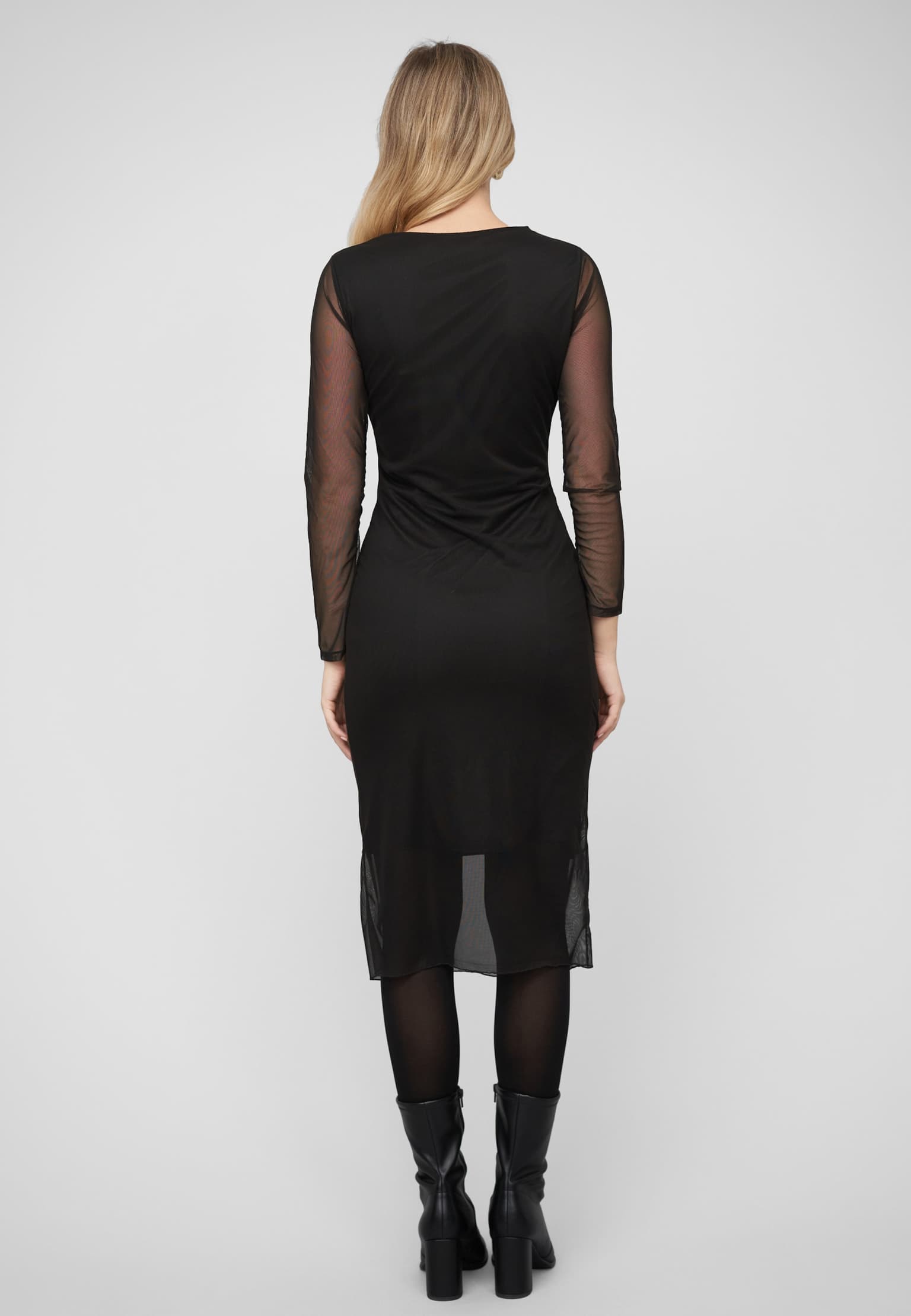 Cloud5ive Long-sleeved Dress – Bild 2