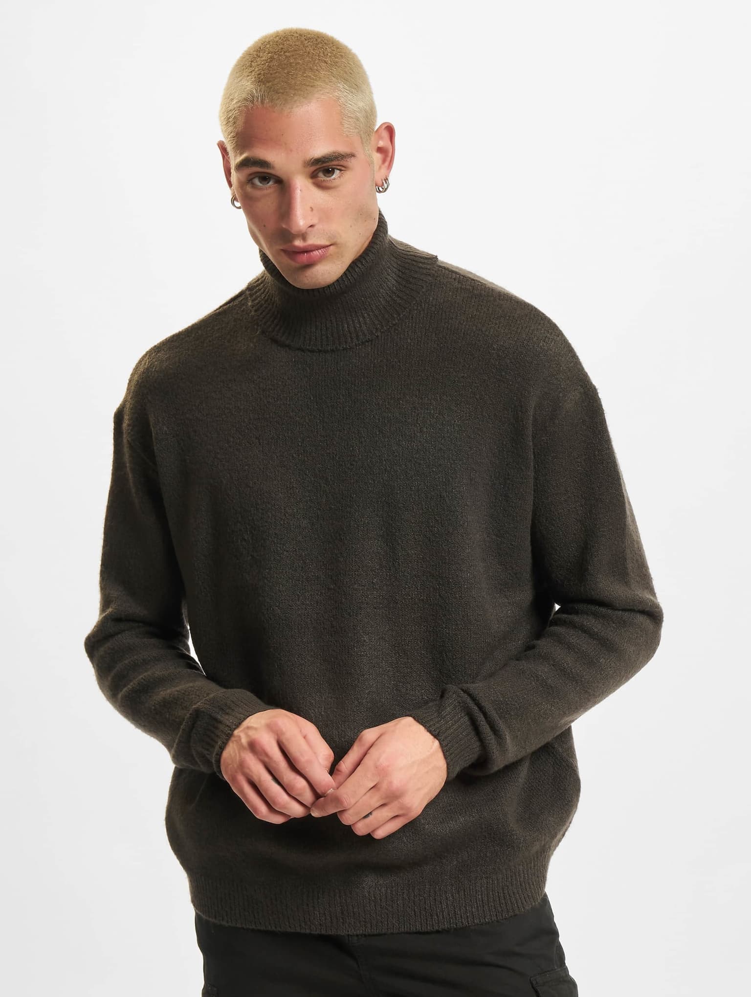 Urban Classics Oversized Roll Neck Sweater – Bild 3
