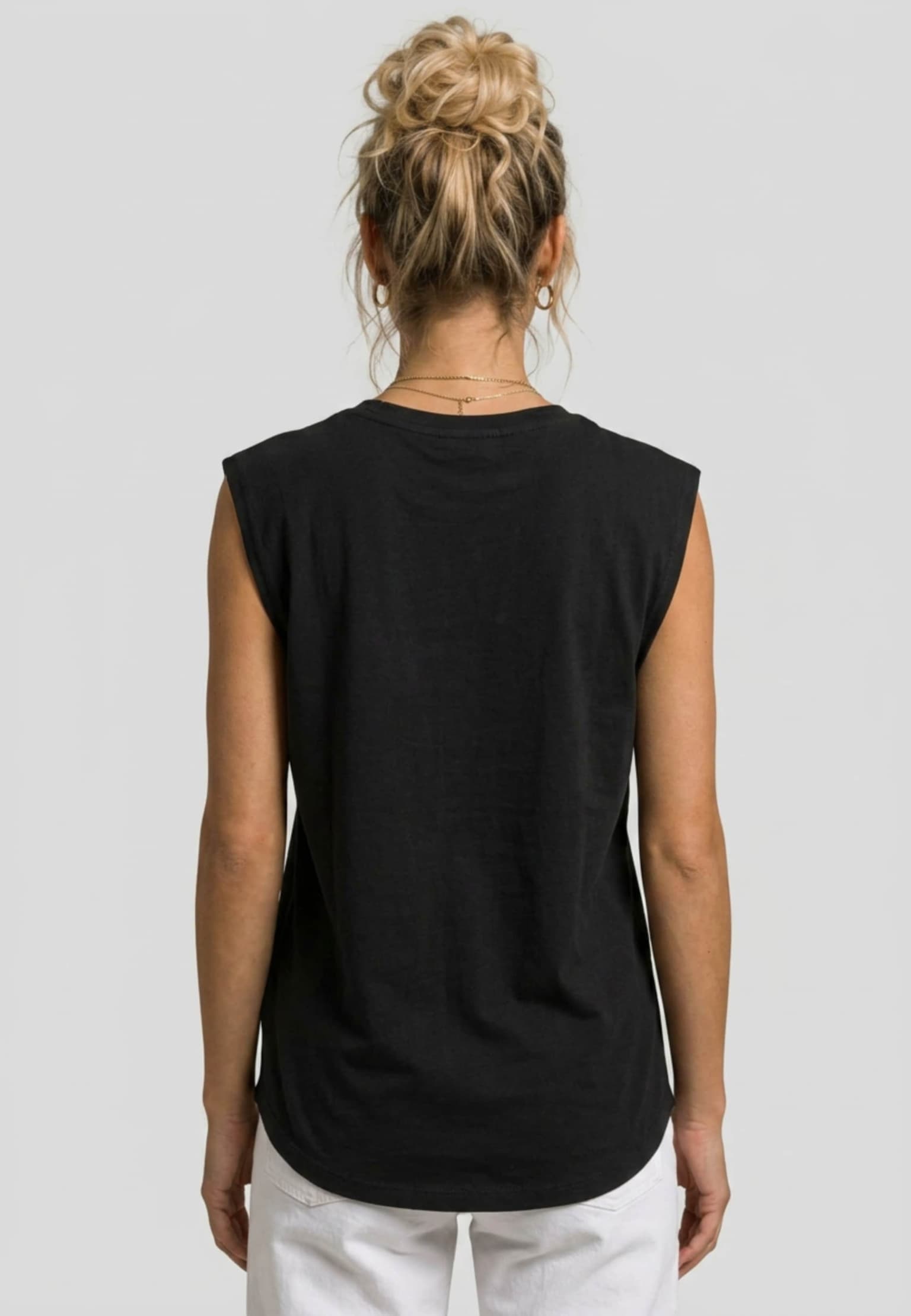 Urban Classics Ladies Basic Shaped Tee – Bild 2