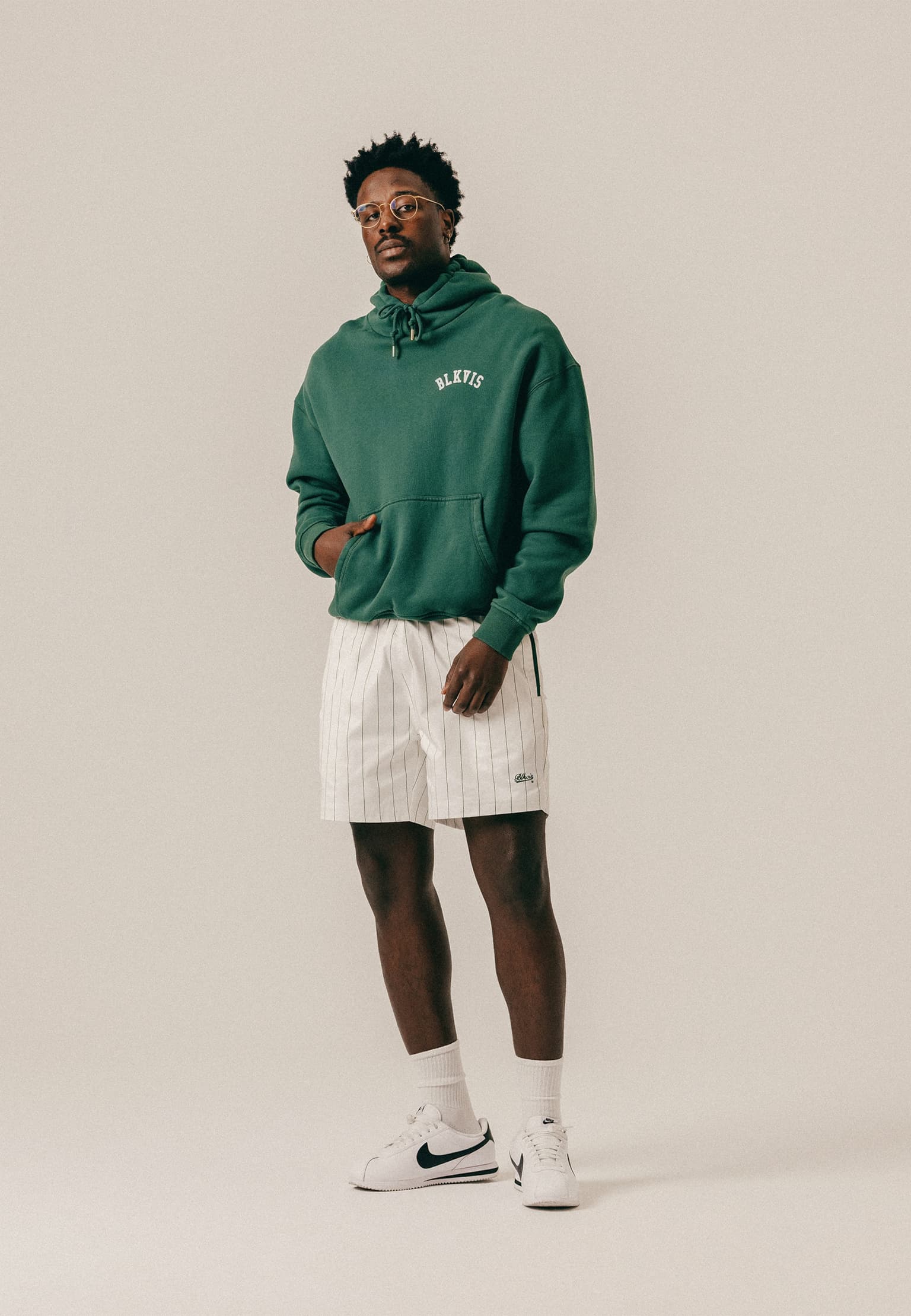 BLKVIS Logo Hoody – Bild 2