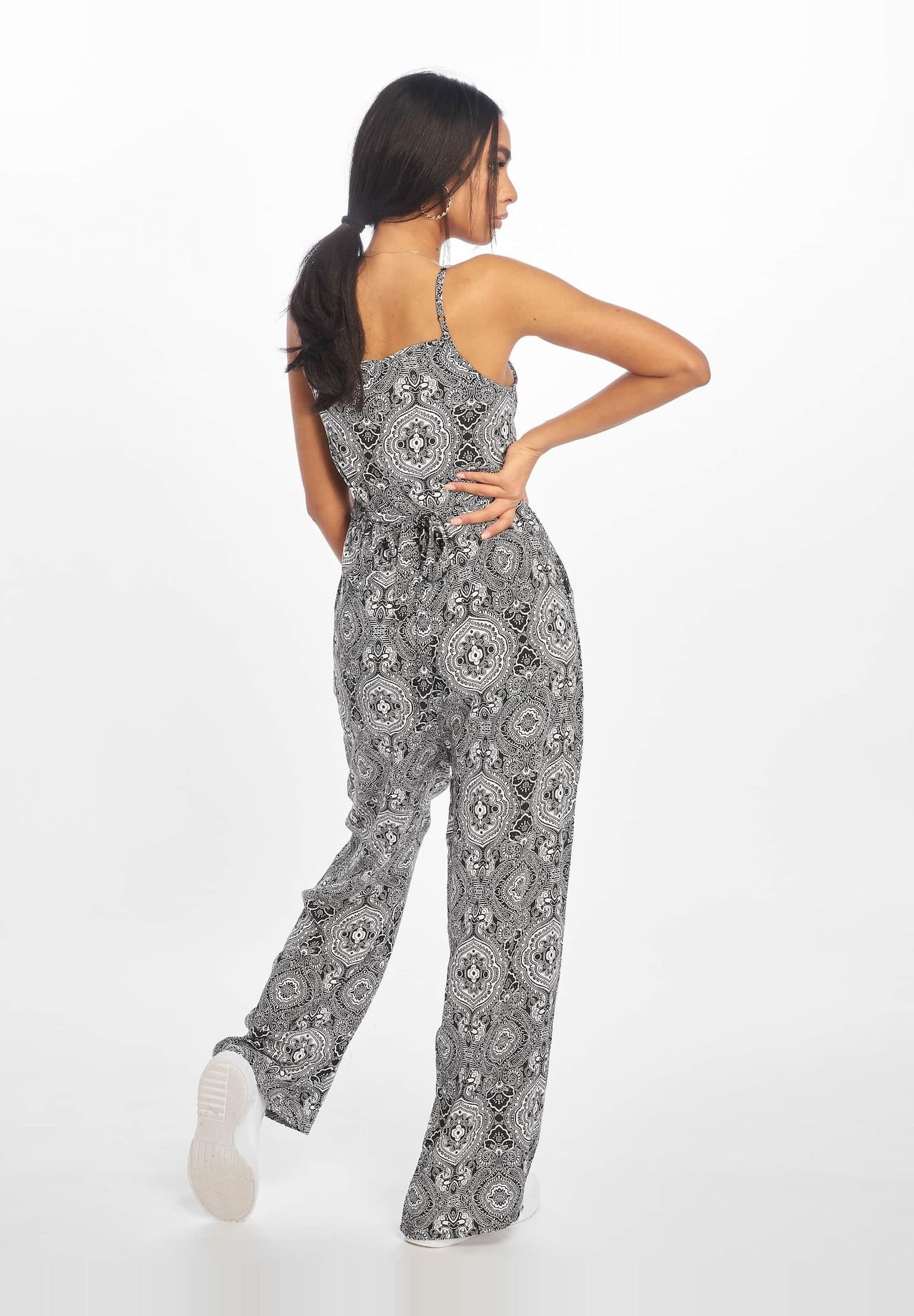 Urban Classics Ladies Spaghetti Jumpsuit – Bild 2