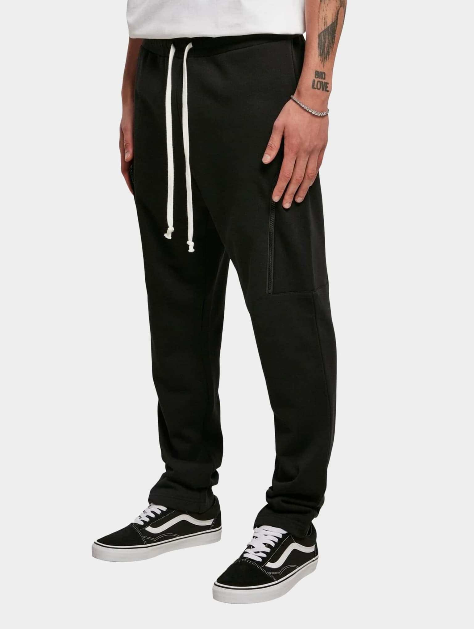 Urban Classics Low Crotch Cargo Sweatpants – Bild 3