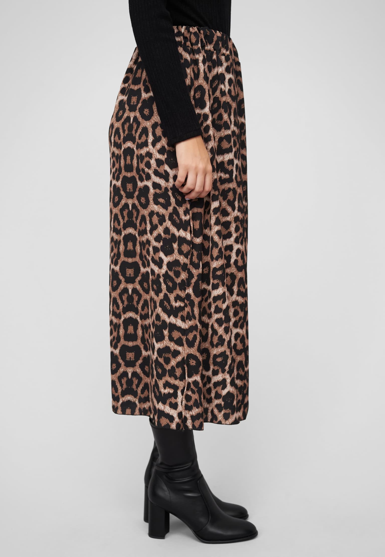 Cloud5ive Longform skirt with slit – Bild 4