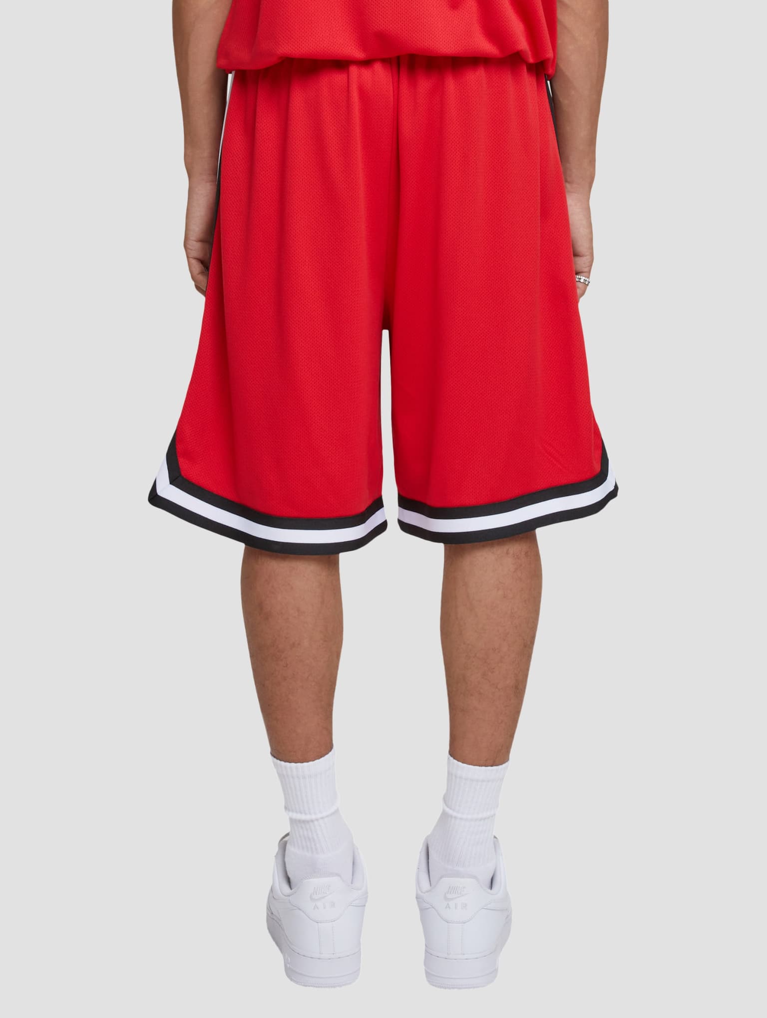 Urban Classics Stripes Mesh Short – Bild 2
