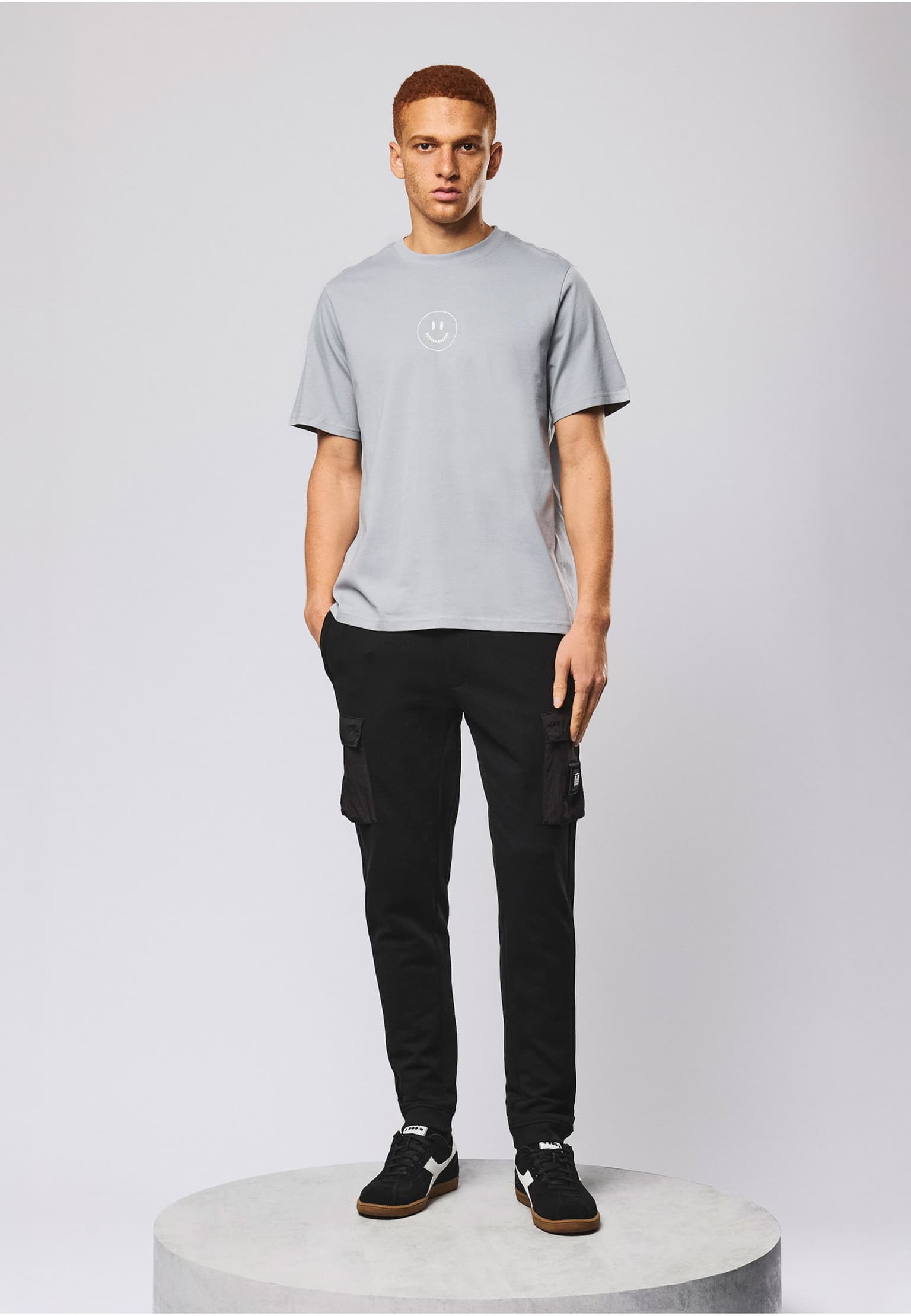 Weekend Offender LIPPI JOG PANT WITH PARACHUTE POCKETS – Bild 3