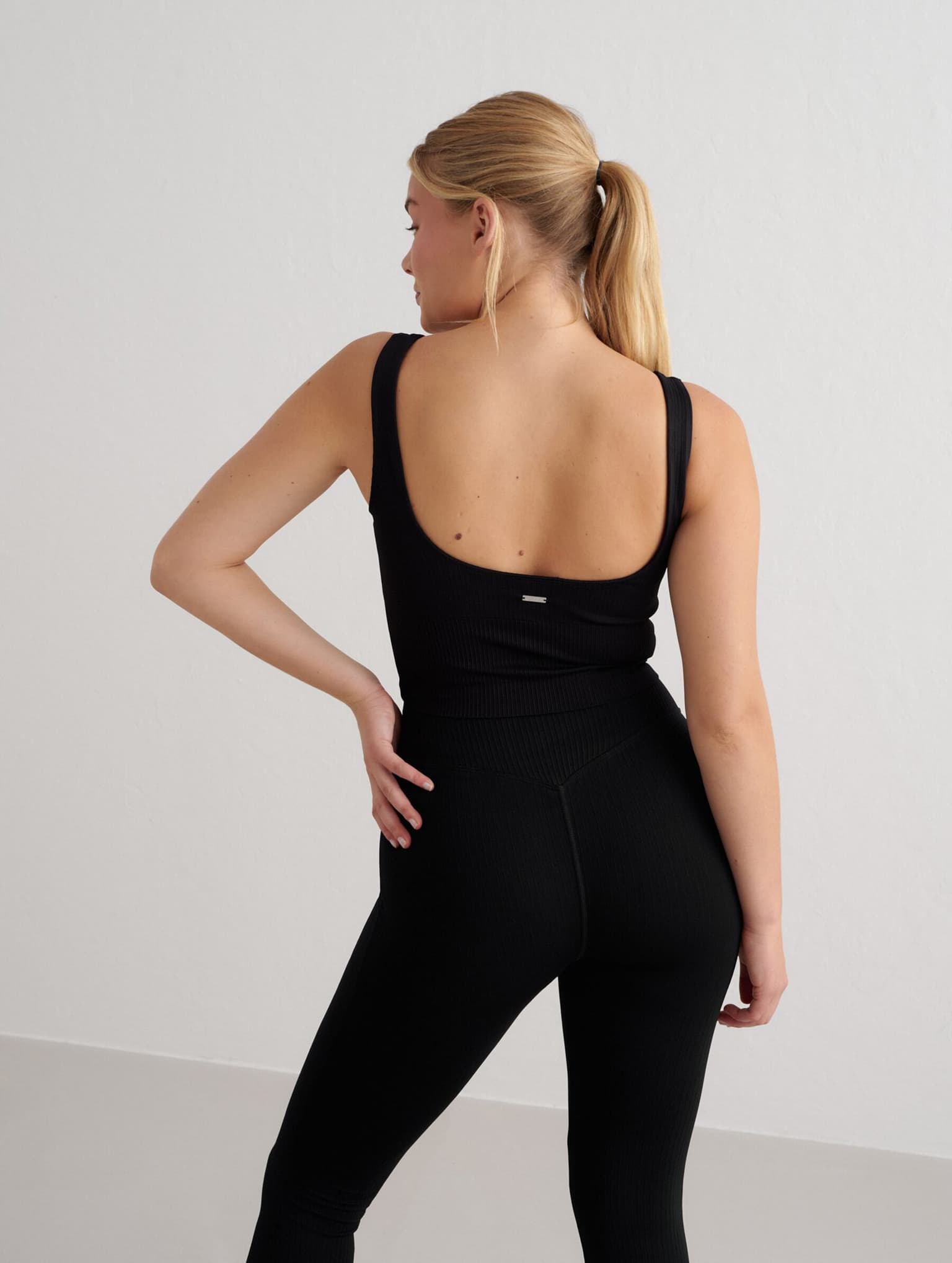 aimn aim'n Ribbed Seamless Shaping Bralette – Bild 2