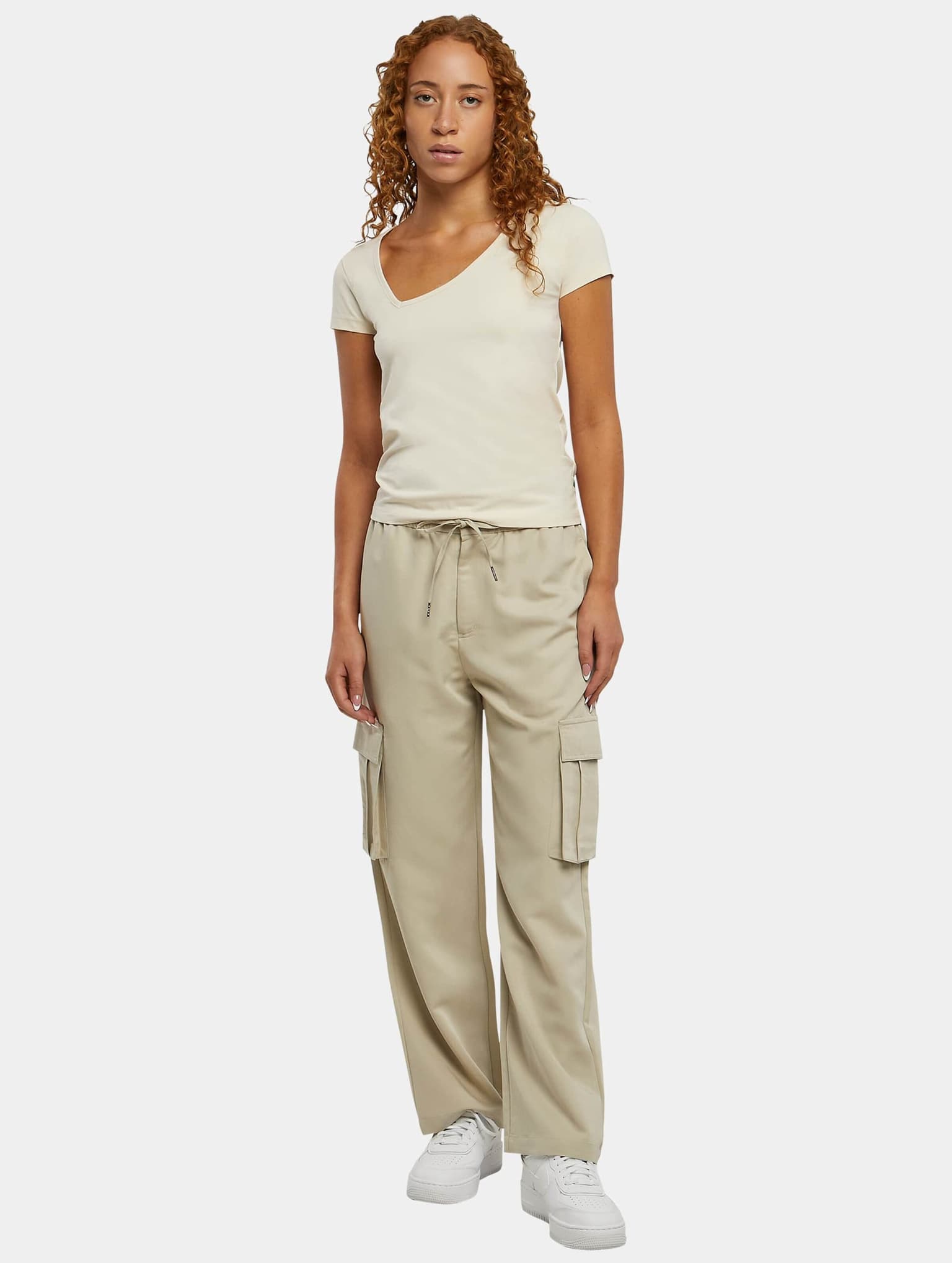 Urban Classics Ladies Essentials Asymmetric Neckline Tee – Bild 3
