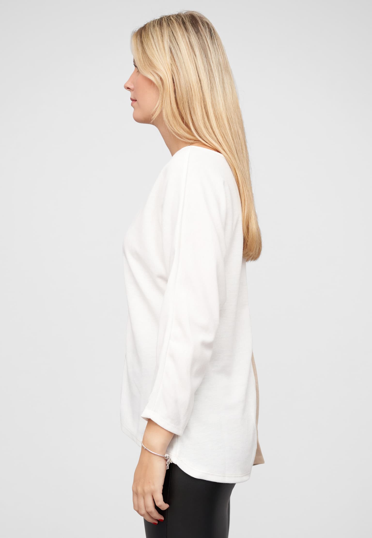 Cloud5ive 2-Tone Pullover mit Vokuhila Schnitt – Bild 3