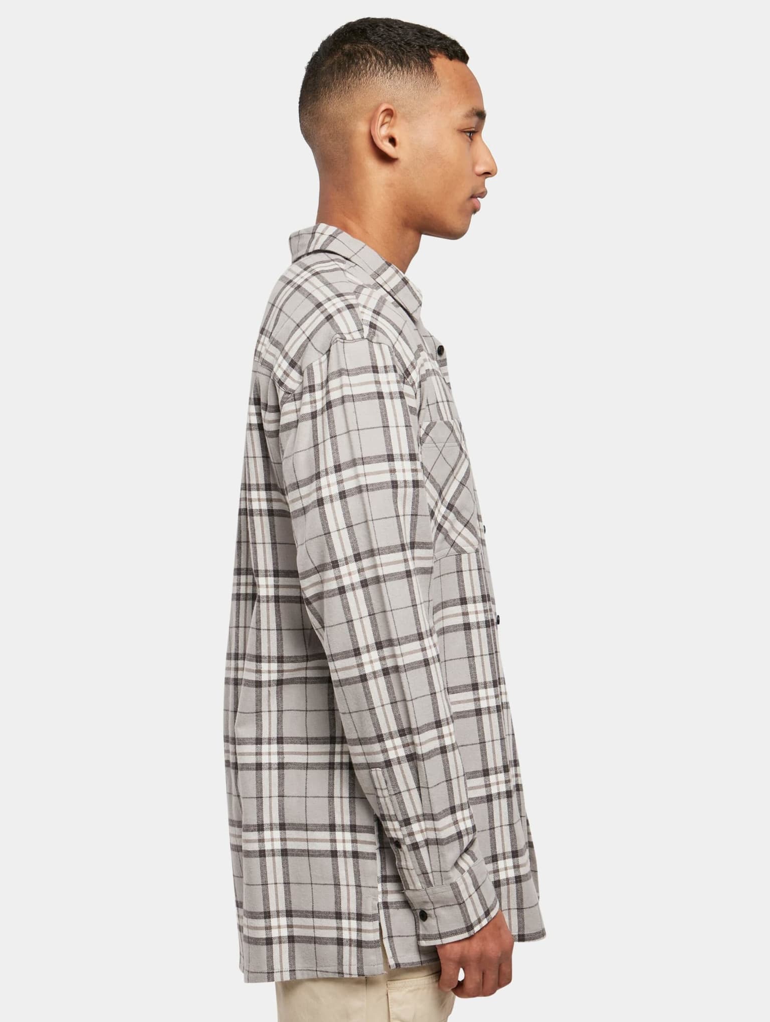 Urban Classics Long Oversized Grey Check Shirt – Bild 4