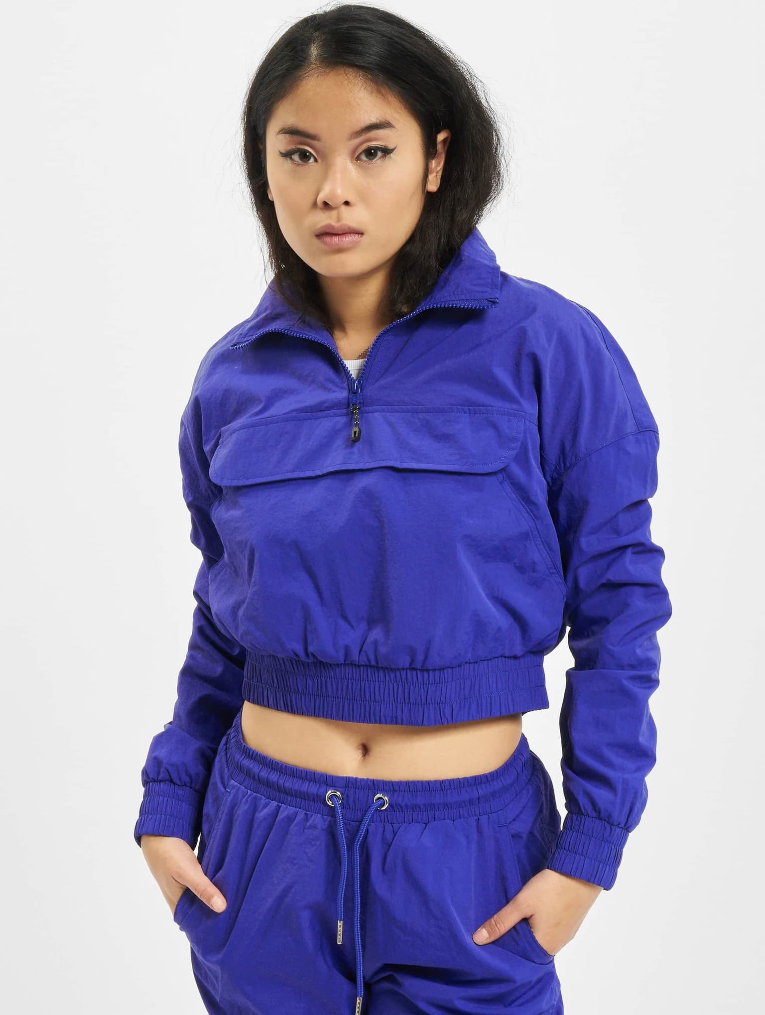 Urban Classics Ladies Cropped Crinkle Nylon Pull Over Jacket – Bild 3