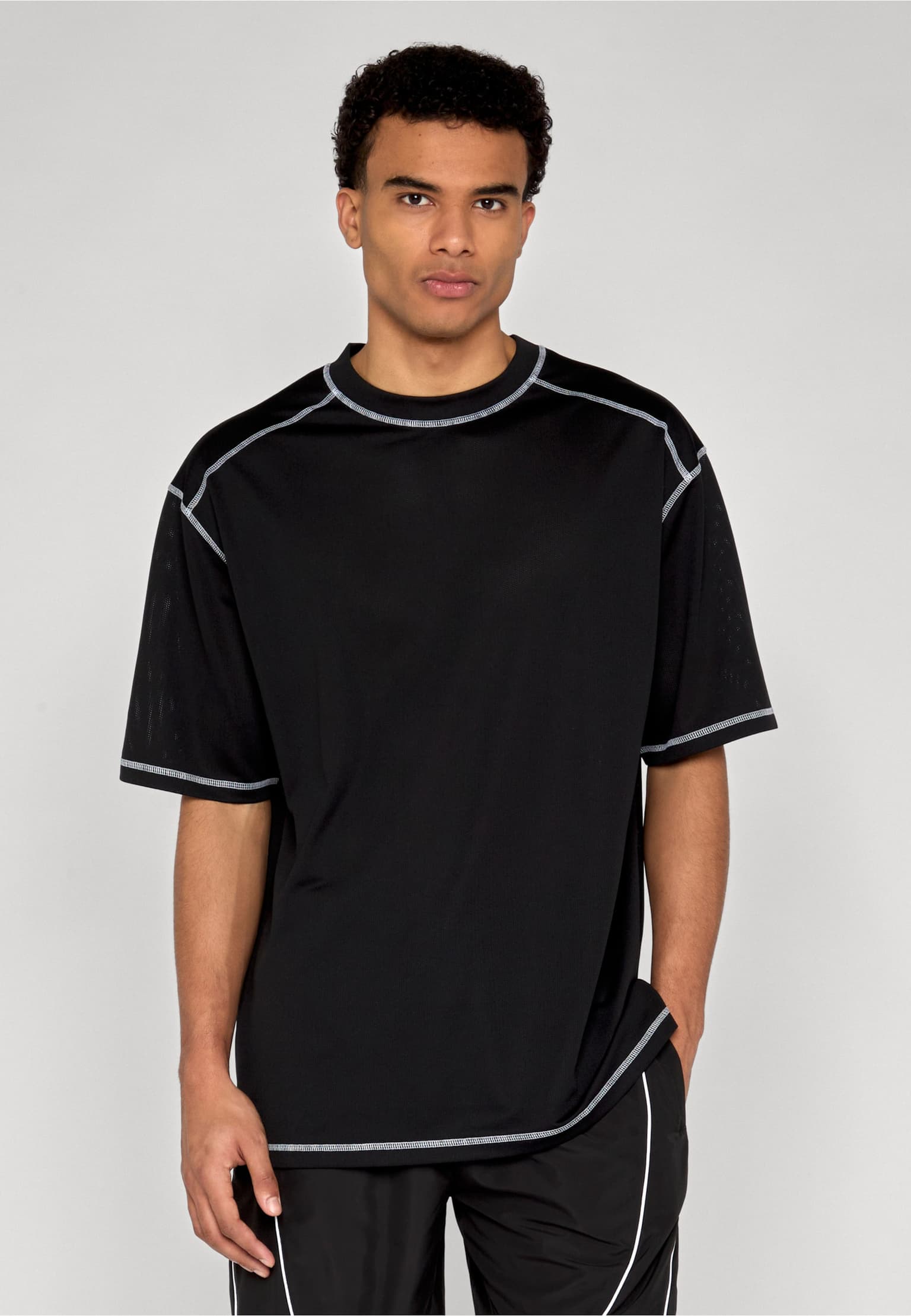 Urban Classics Oversized Closehole Mesh Tee
