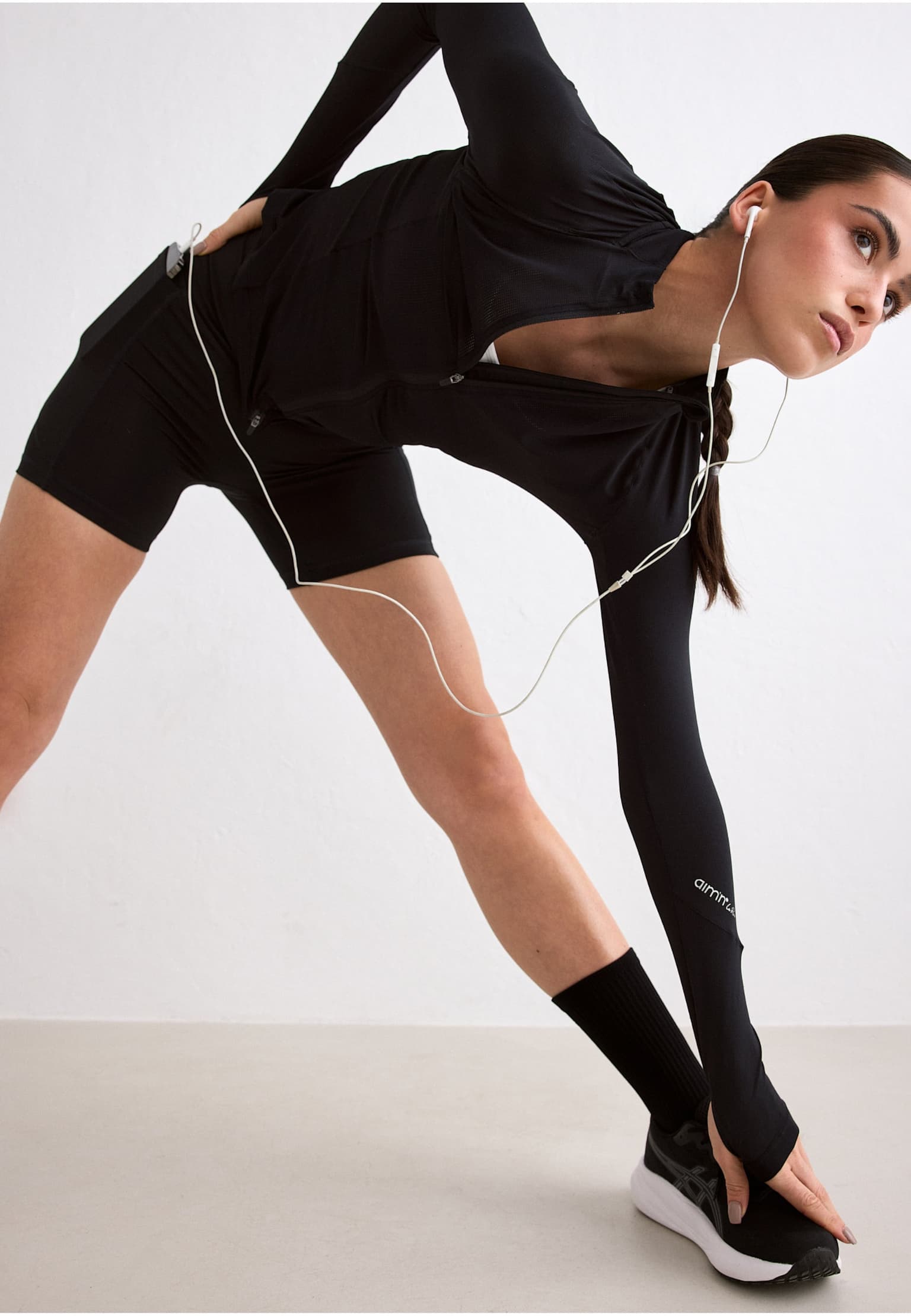 aimn Running Midi Biker Short – Bild 4