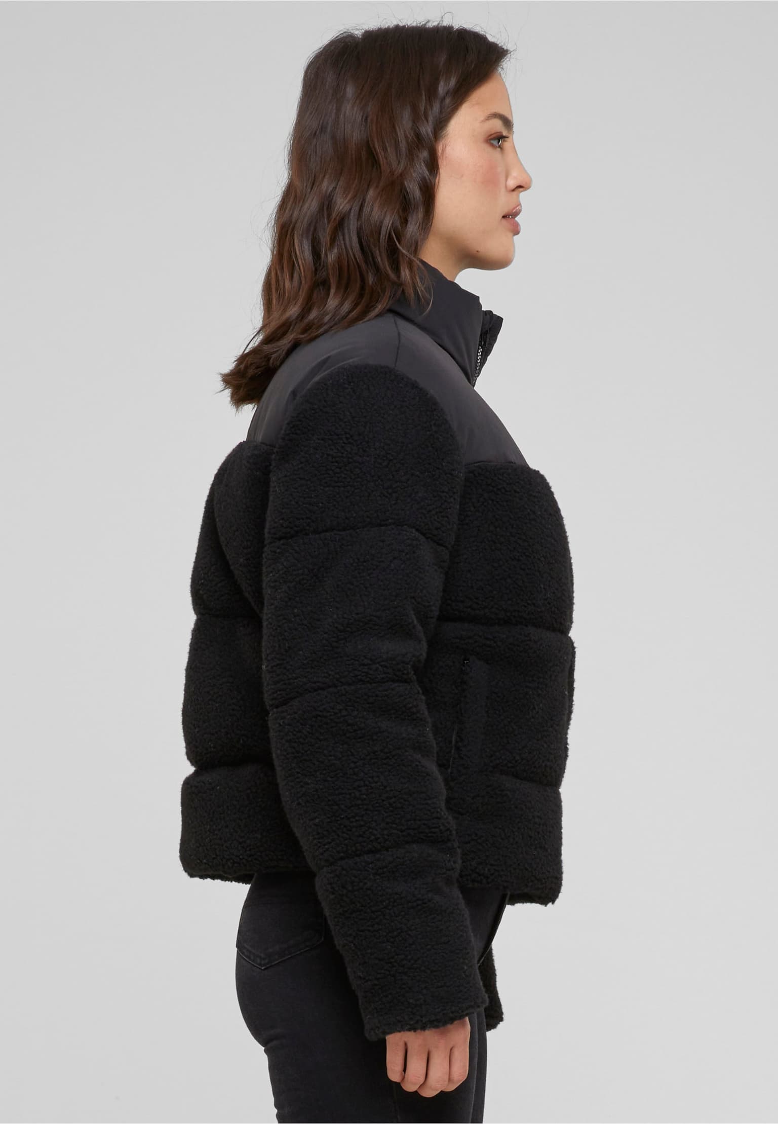 Urban Classics Ladies Short Sherpa Mix Puffer Jacket – Bild 4