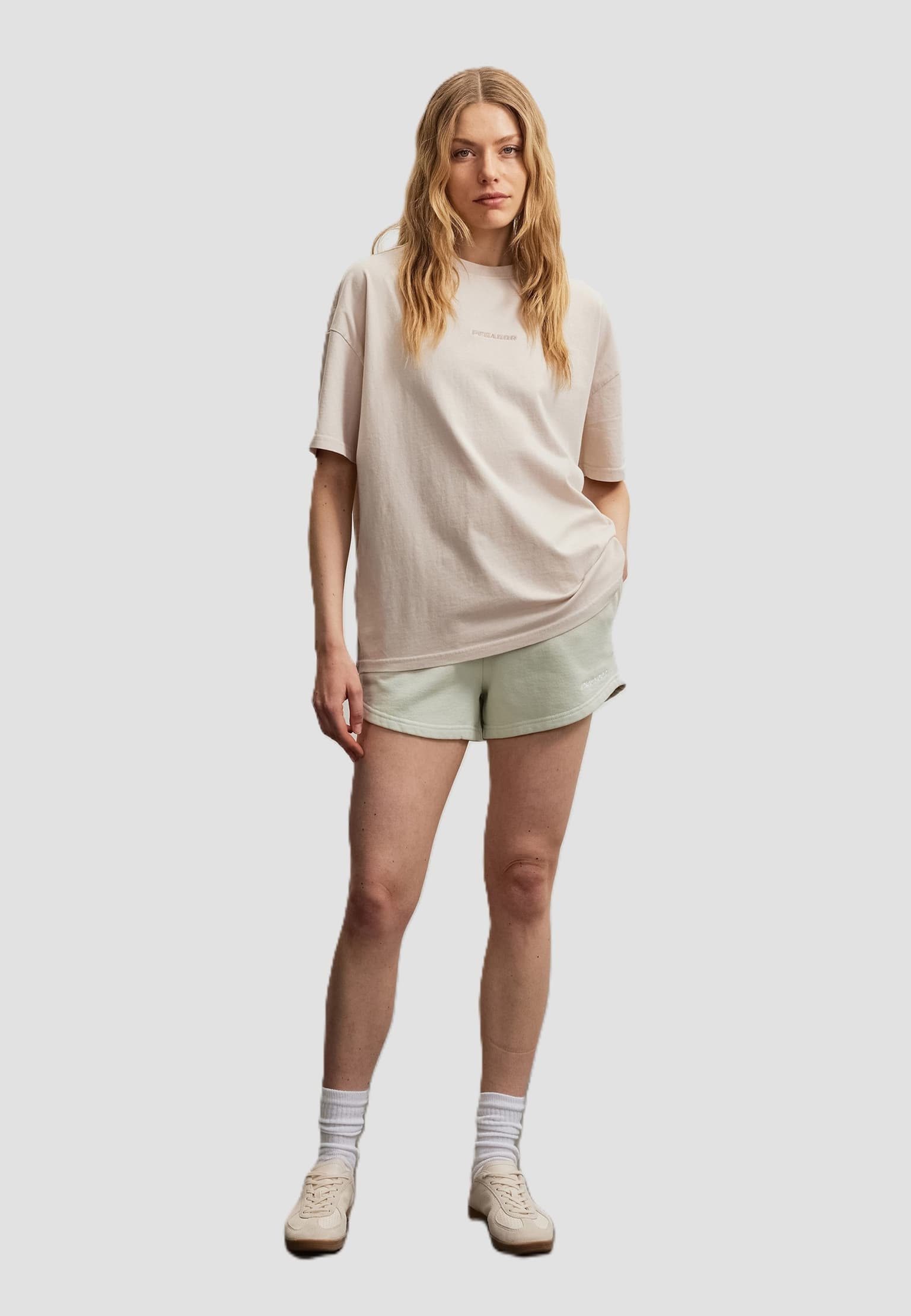 PEGADOR Wiluna High Waisted Sweatshorts – Bild 4