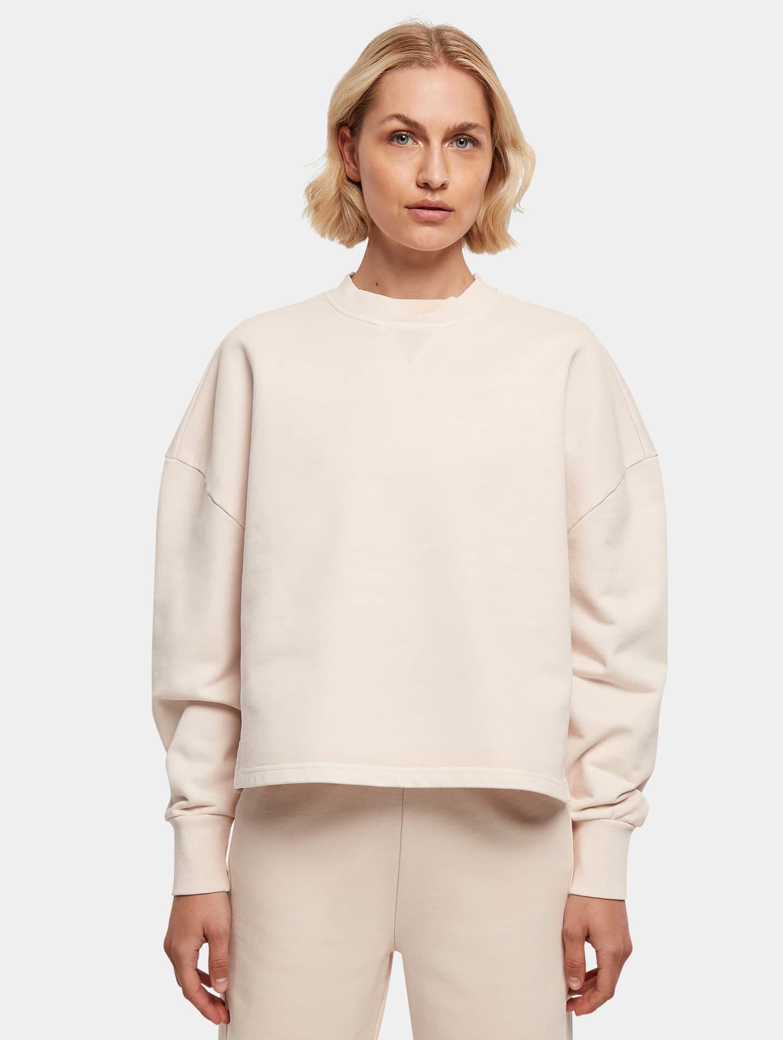 Urban Classics Ladies Heavy Terry Garment Dye Crewneck – Bild 3