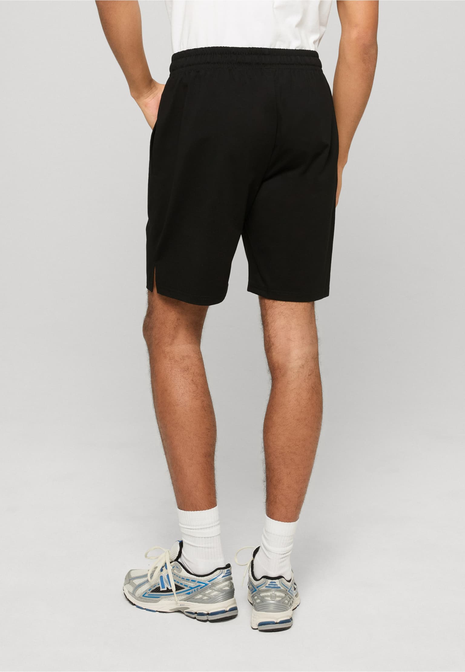 Urban Classics Sorona Loose Fit Short – Bild 2