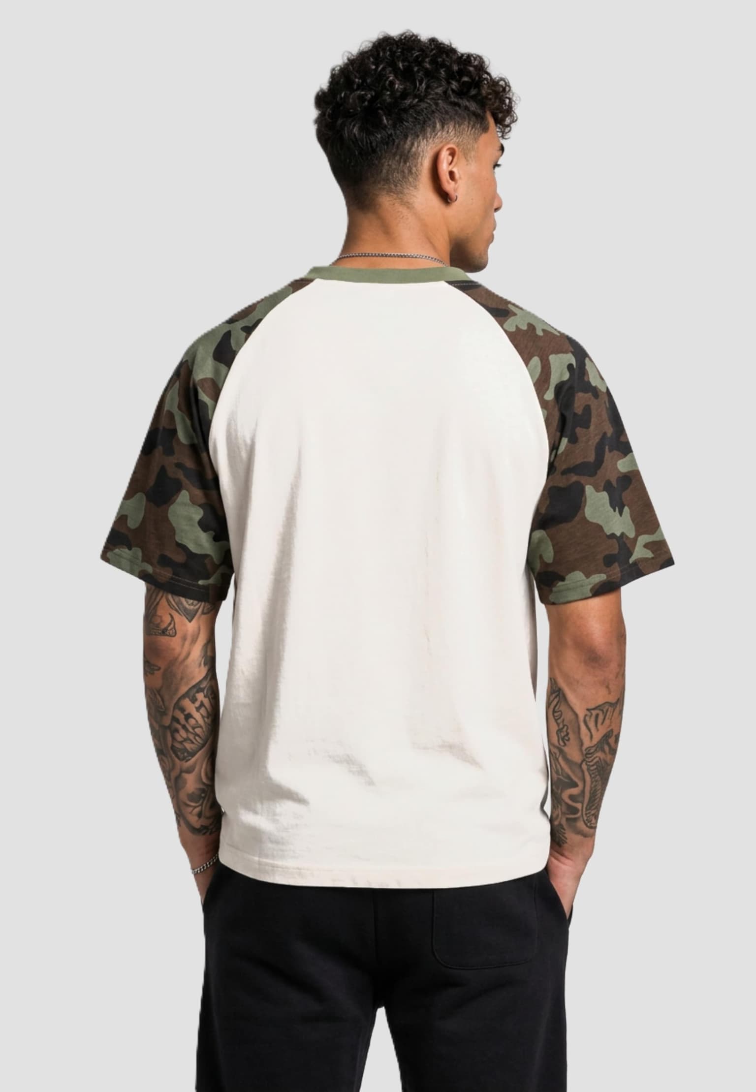 Karl Kani Sport College Boxy Raglan T-Shirt – Bild 2