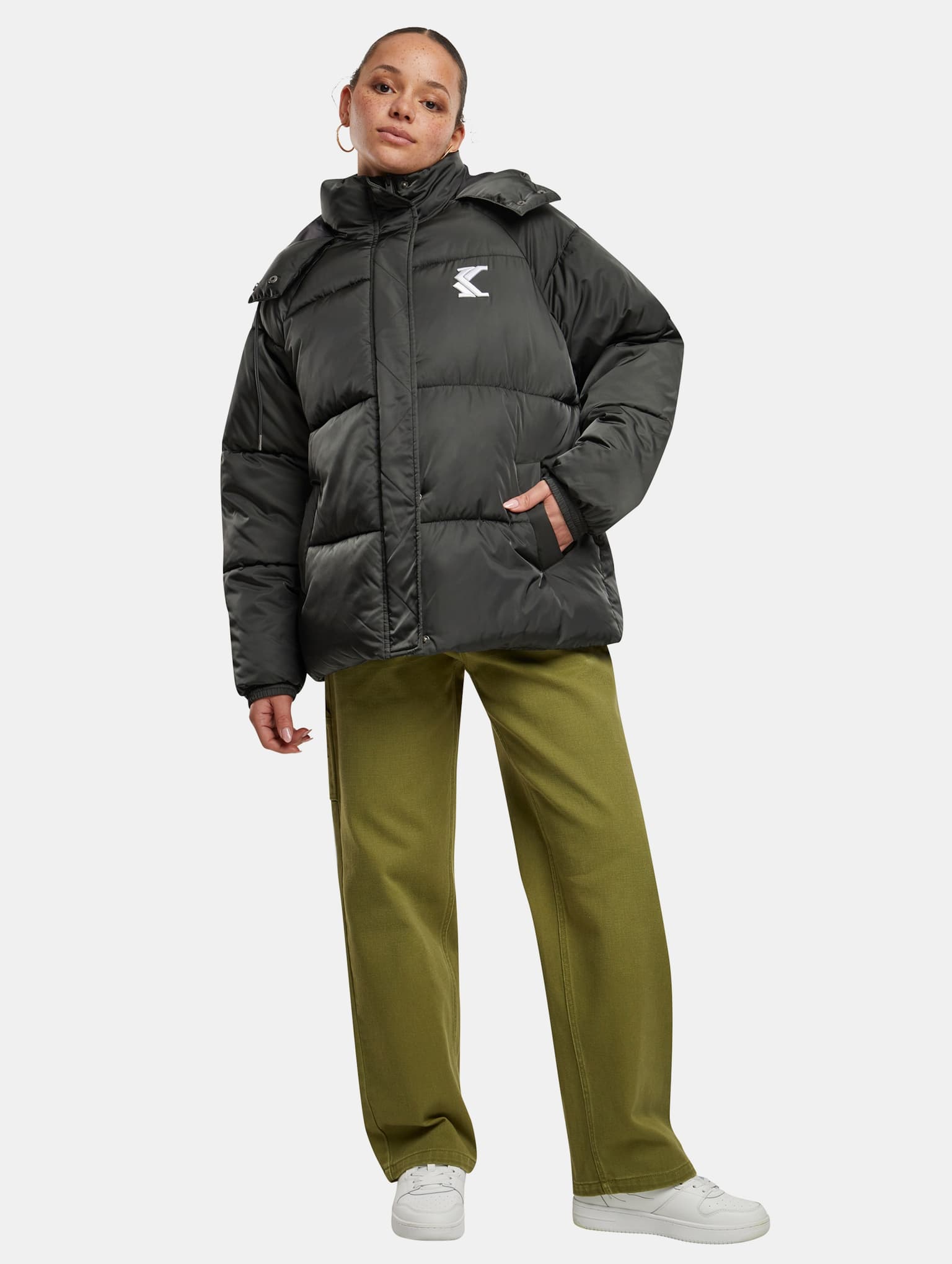 Karl Kani Original Oversized Puffer Jacket – Bild 4