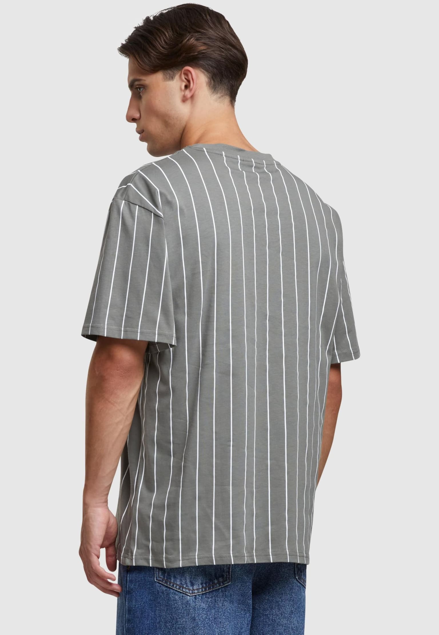 Karl Kani Small Signature Essential Pinstripe T-Shirt – Bild 2