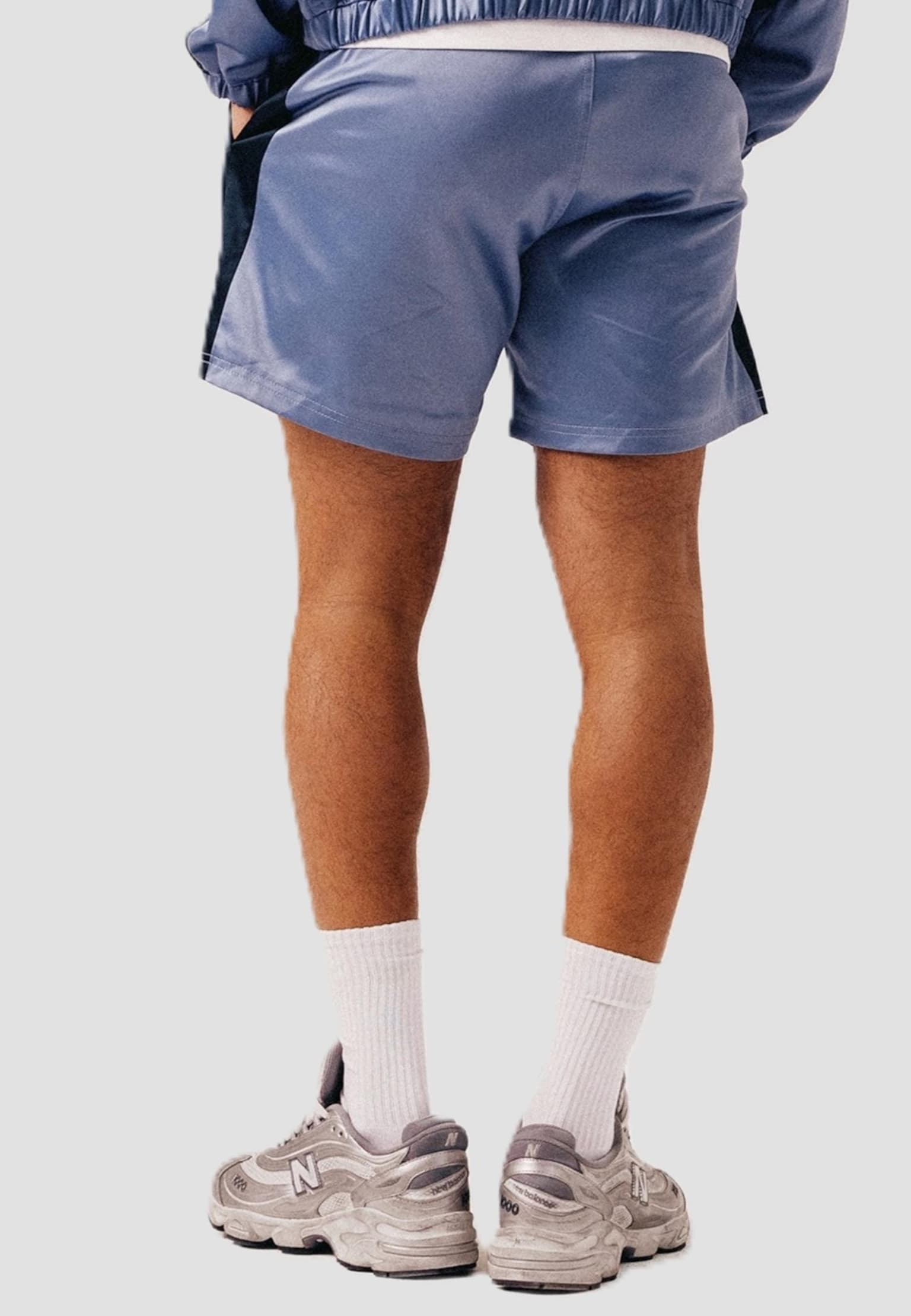 BLKVIS Washed Satin Short – Bild 2