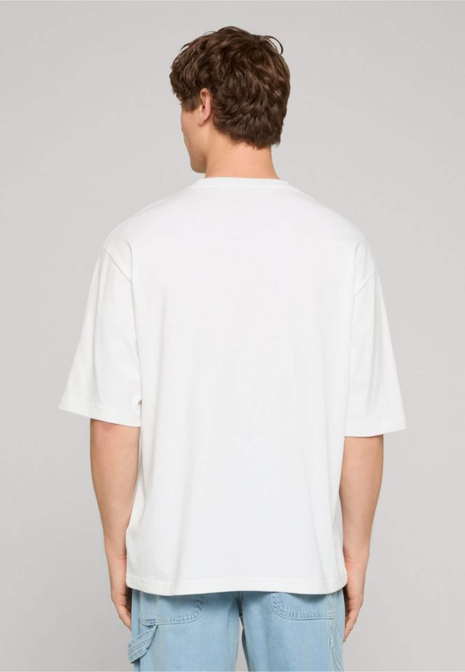 Puma WARDROBE ESS Boxy Tee – Bild 2